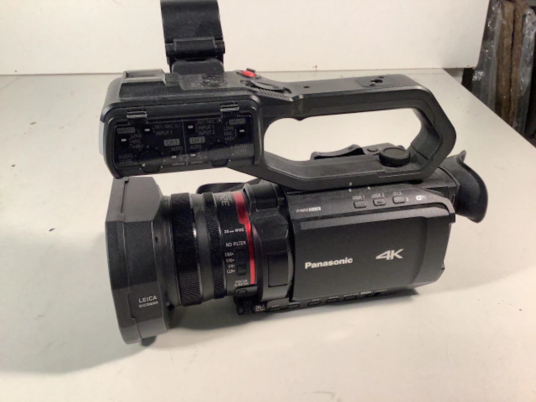 49 - Panasonic HC sarjan videokamera