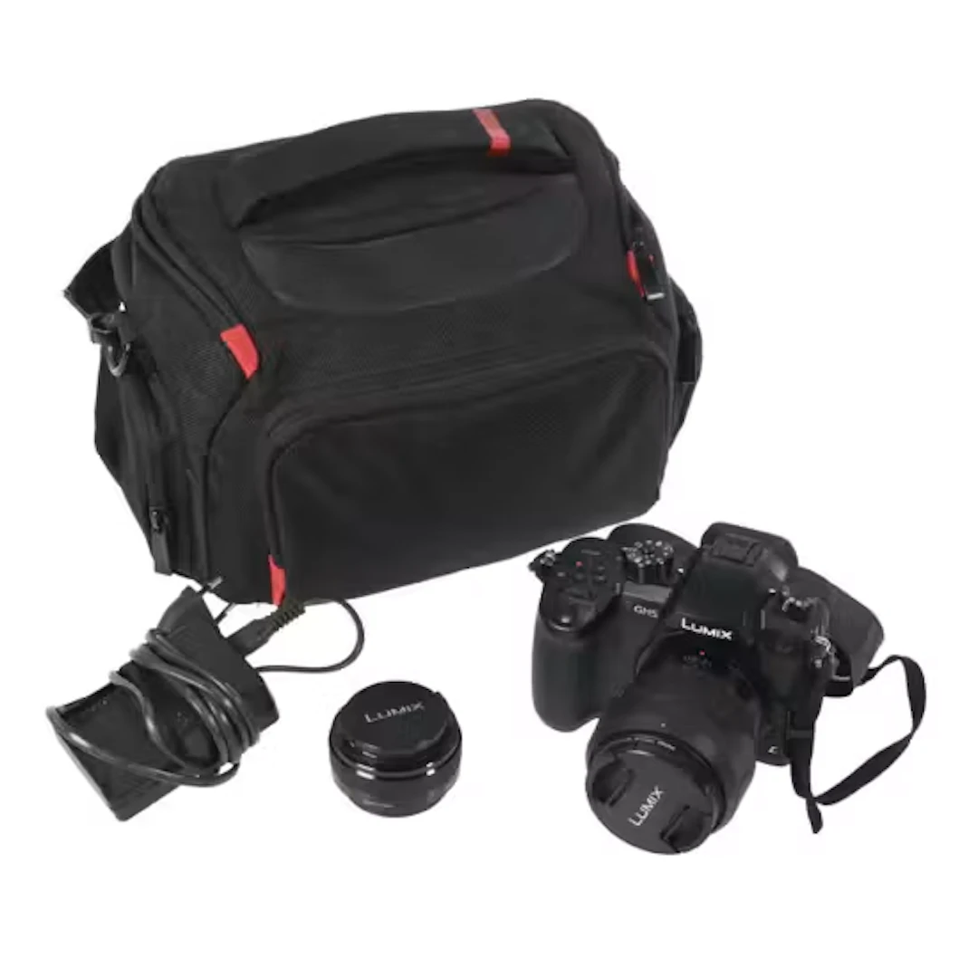 LUMIX GH5