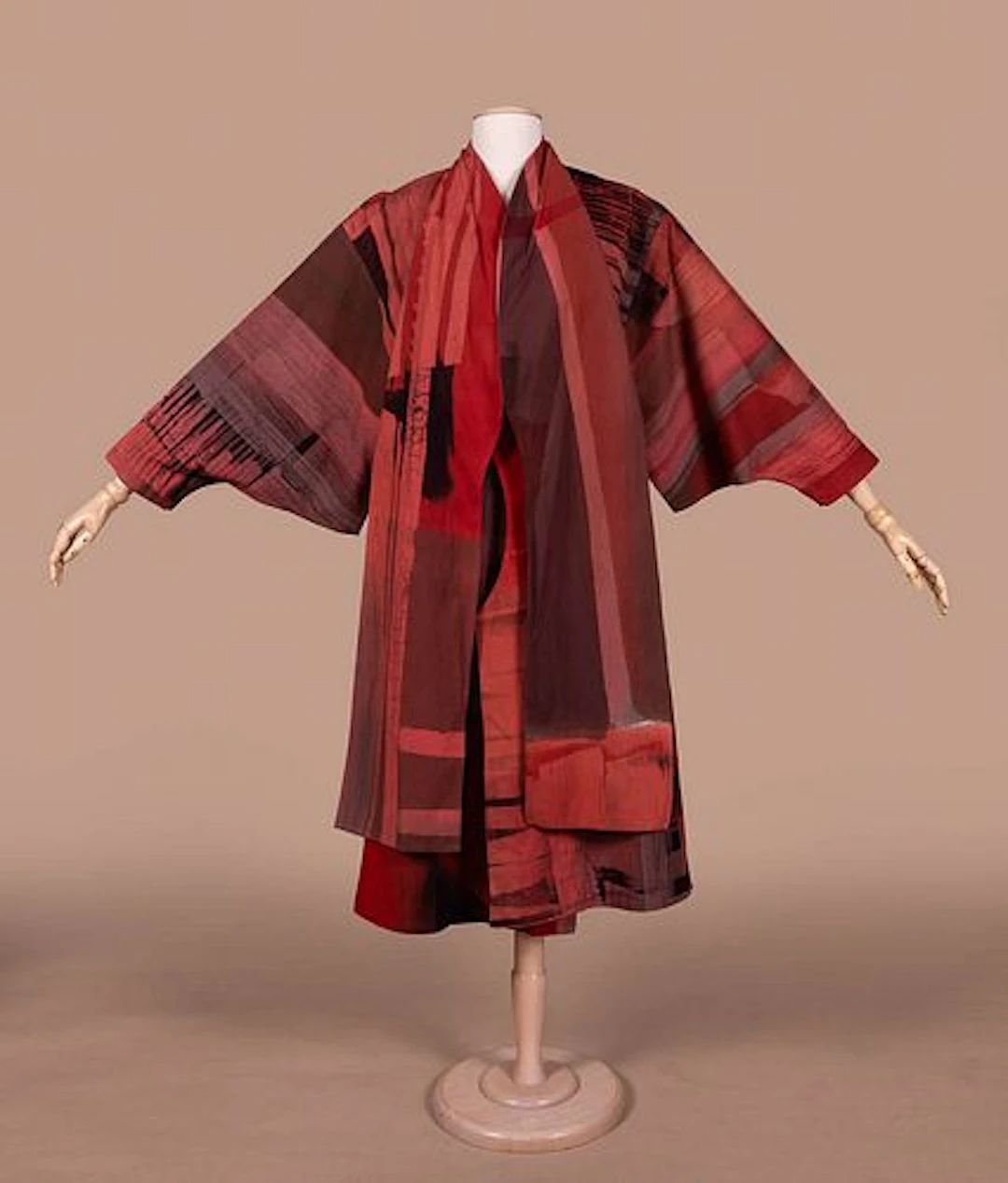 HIROSHI SAITO RED & BLACK ARTISANAL HAND DYED KIMONO