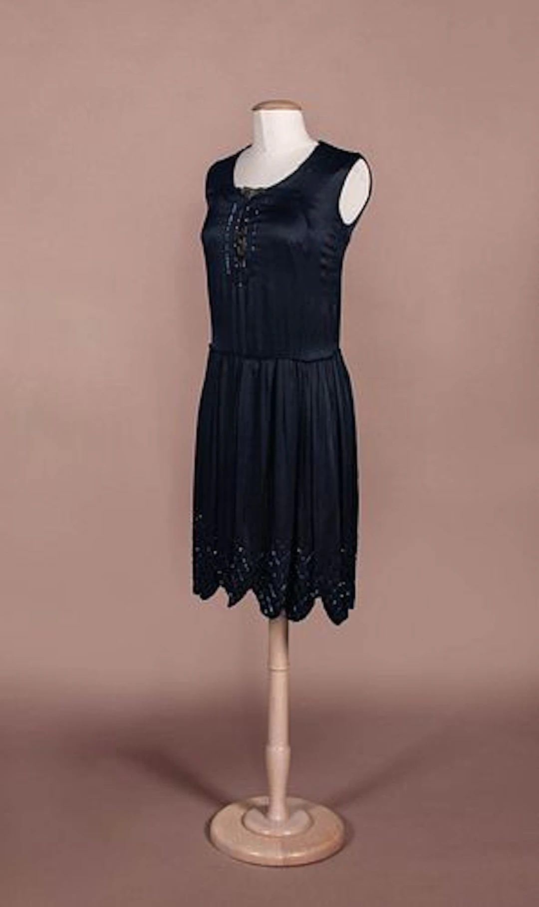 BEADED SATIN EVENING DRESS, 1920S