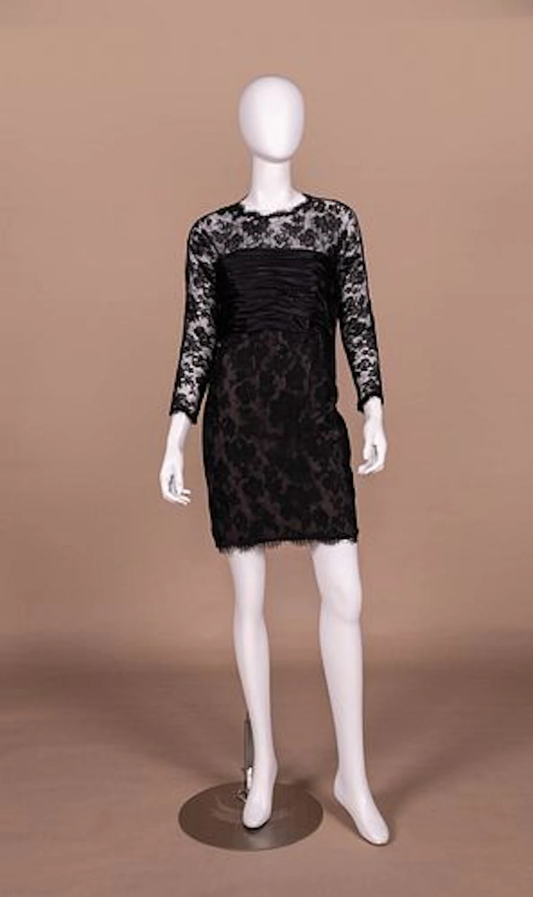 BLACK LACE COCKTAIL DRESS, MID 20TH C