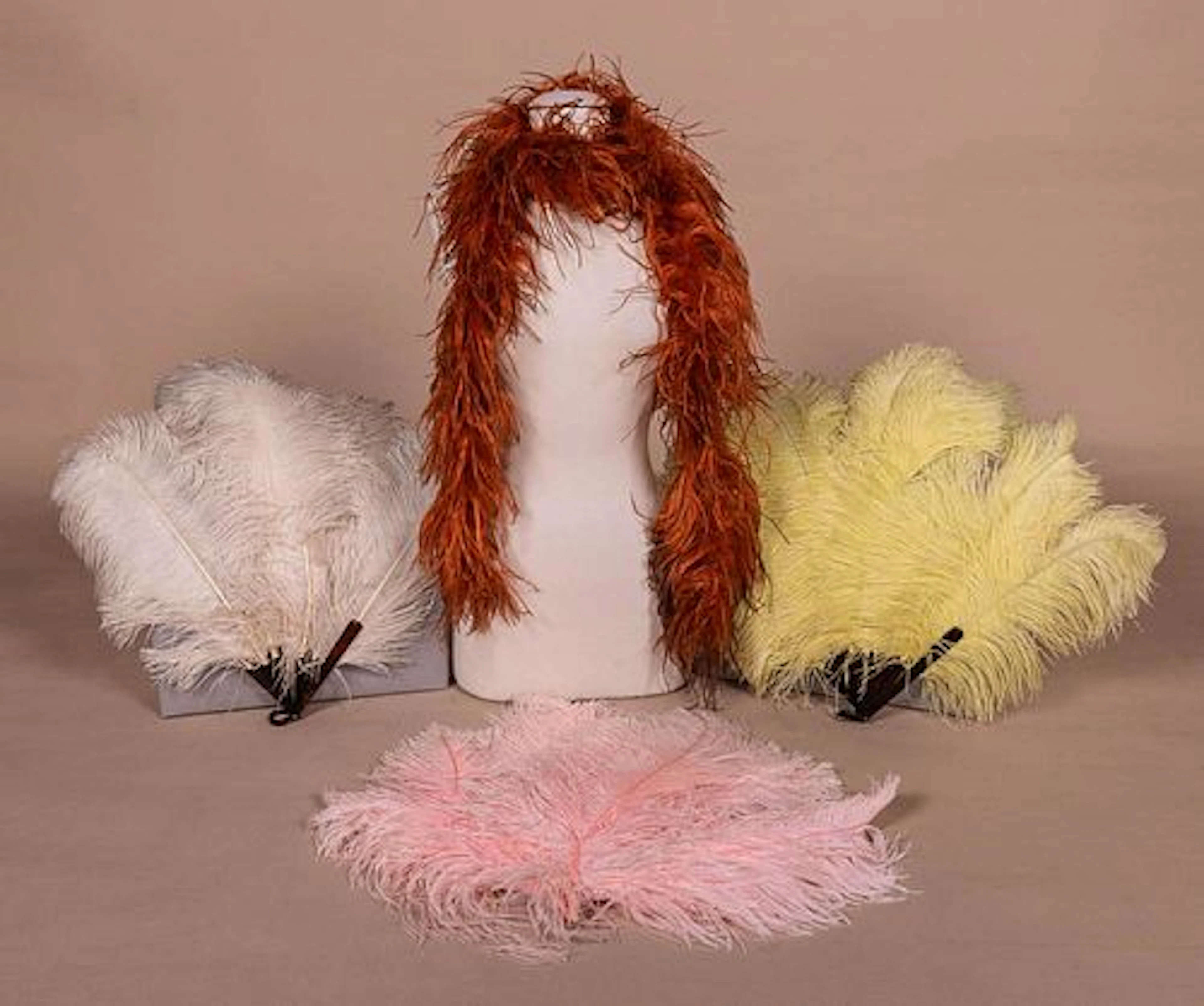 FOUR OSTRICH FEATHER ACCESSORIES, 1920S