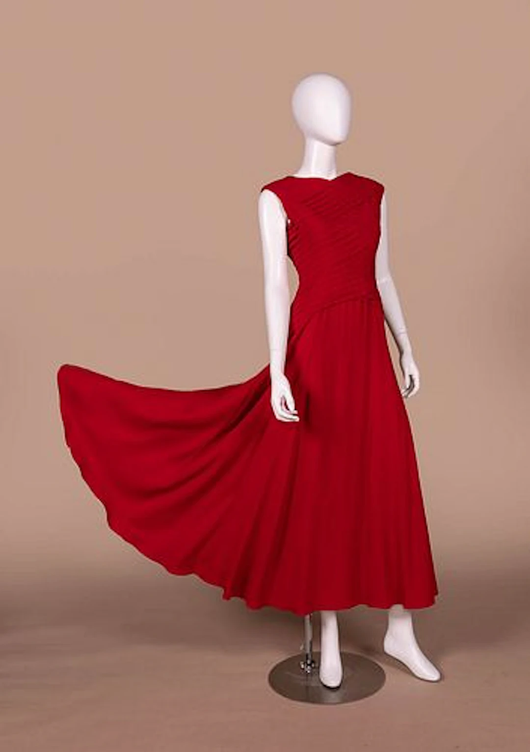 PLATOS & ROSS RED SILK CREPE EVENING DRESS, 1990S