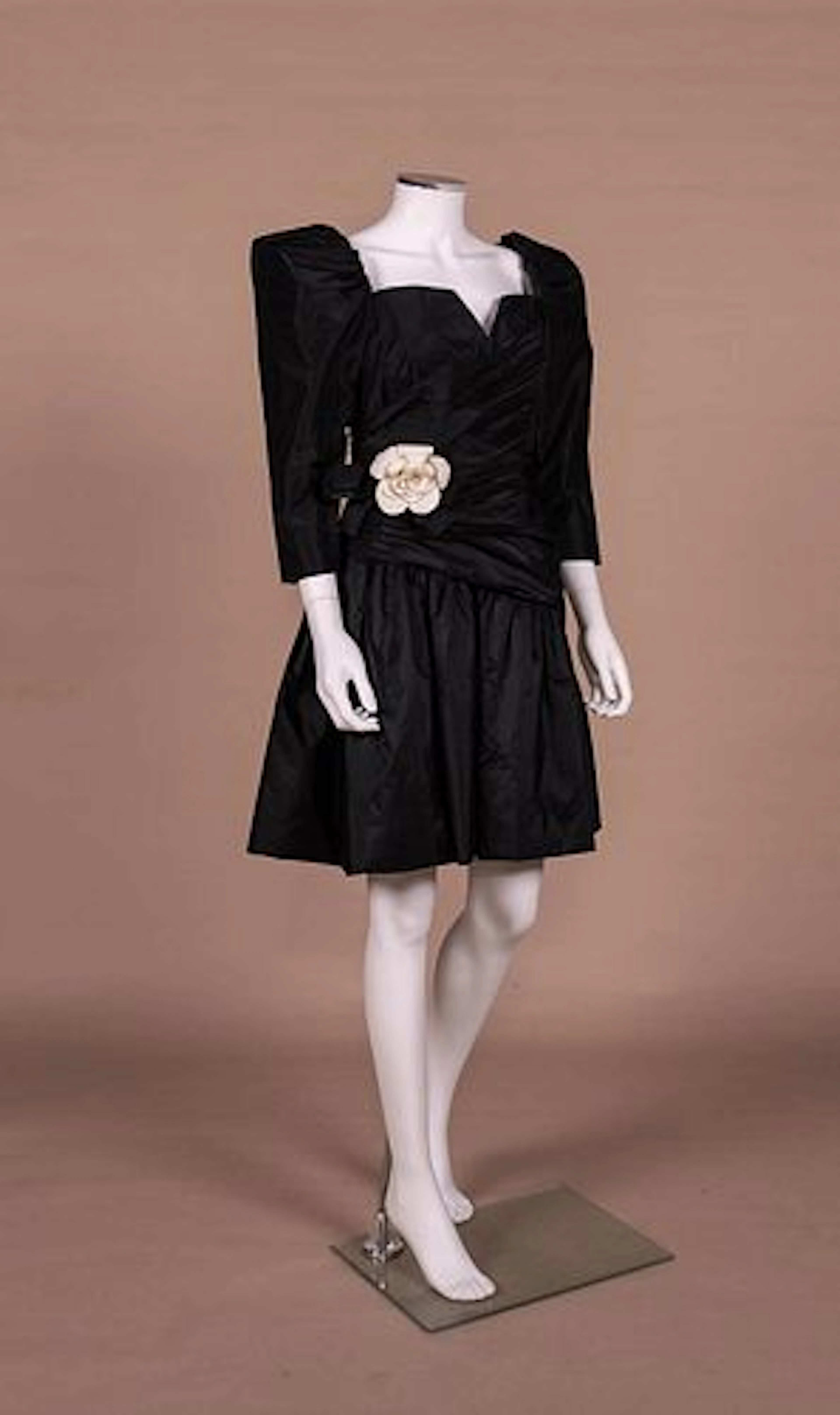 ARNOLD SCAASI BLACK TAFFETA COCKTAIL DRESS, 1980S