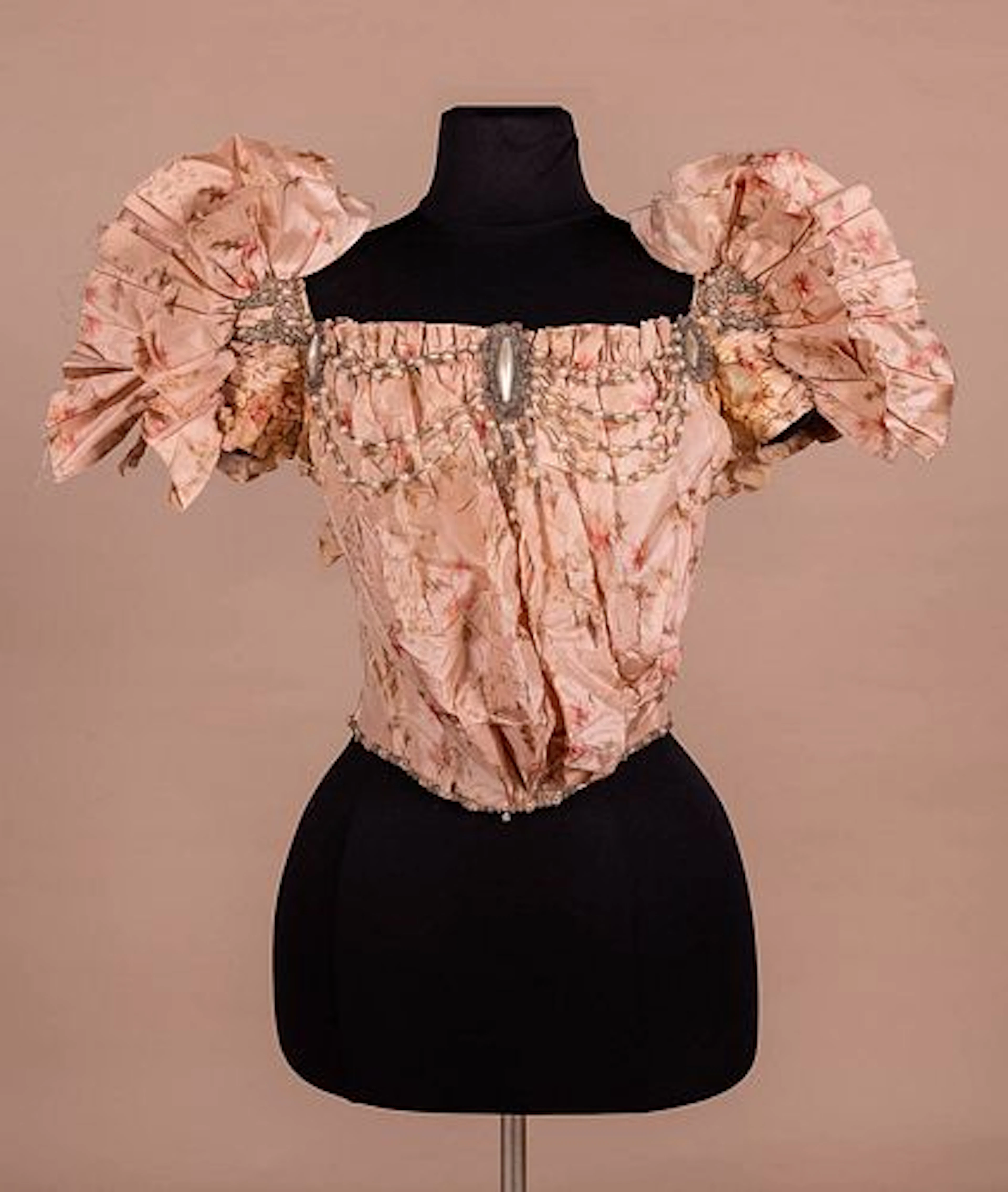 PRINTED SILK EVENING BODICE, 1890S