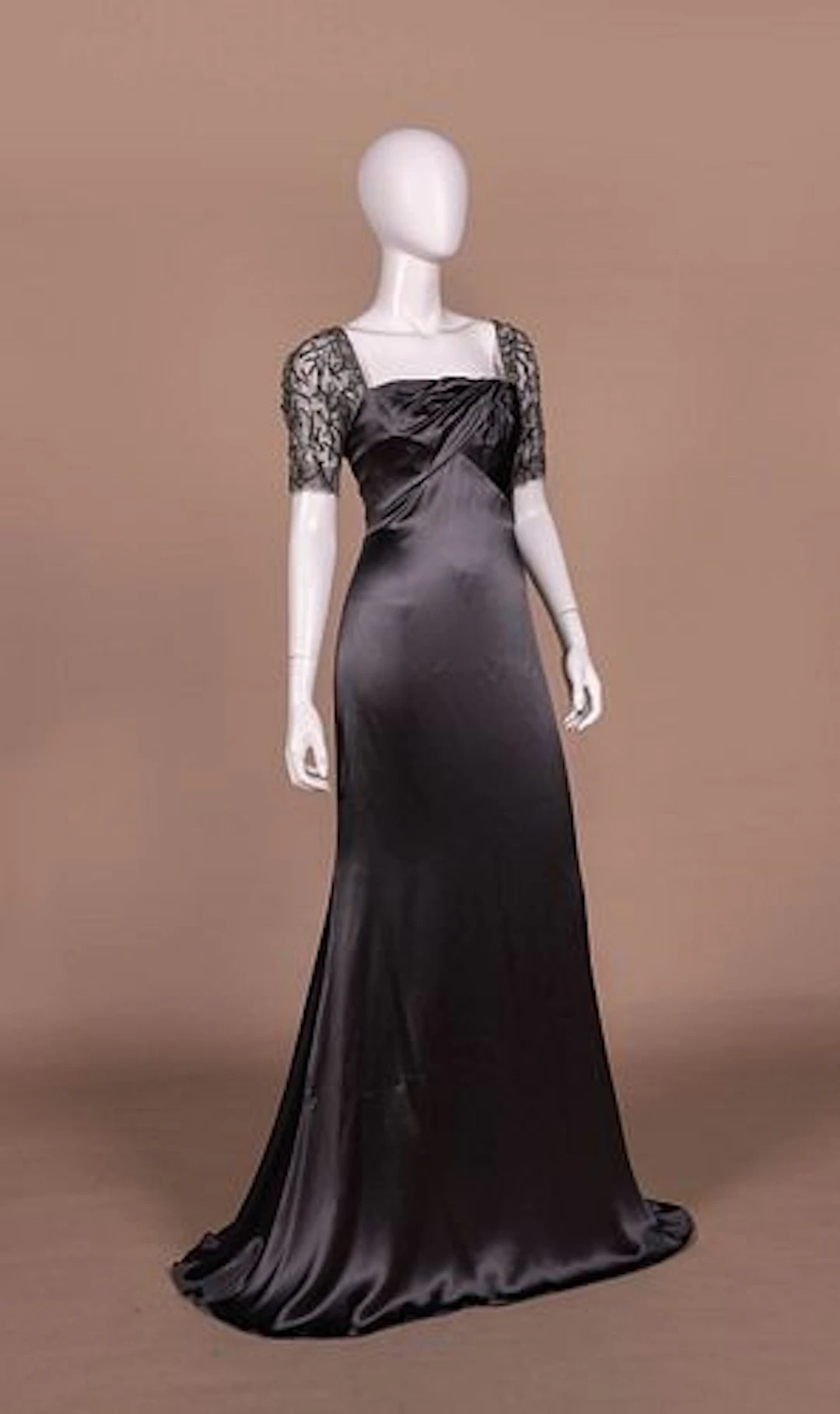 KEVAN HALL STRIKING SATIN EVENING GOWN, 1990S