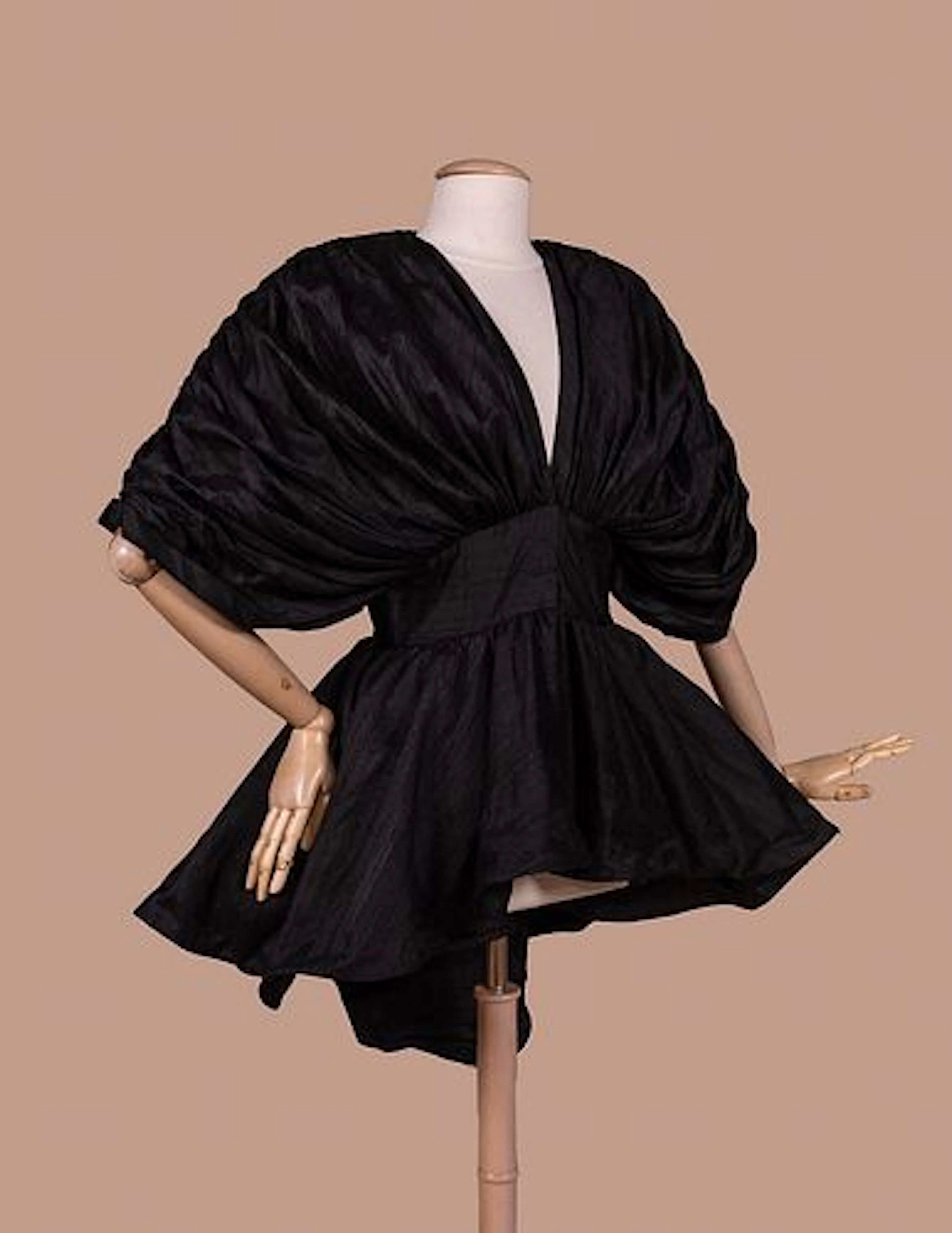 GALLERY OF WEARABLE ART AVANT GARDE RUCHED SILK TUNIC
