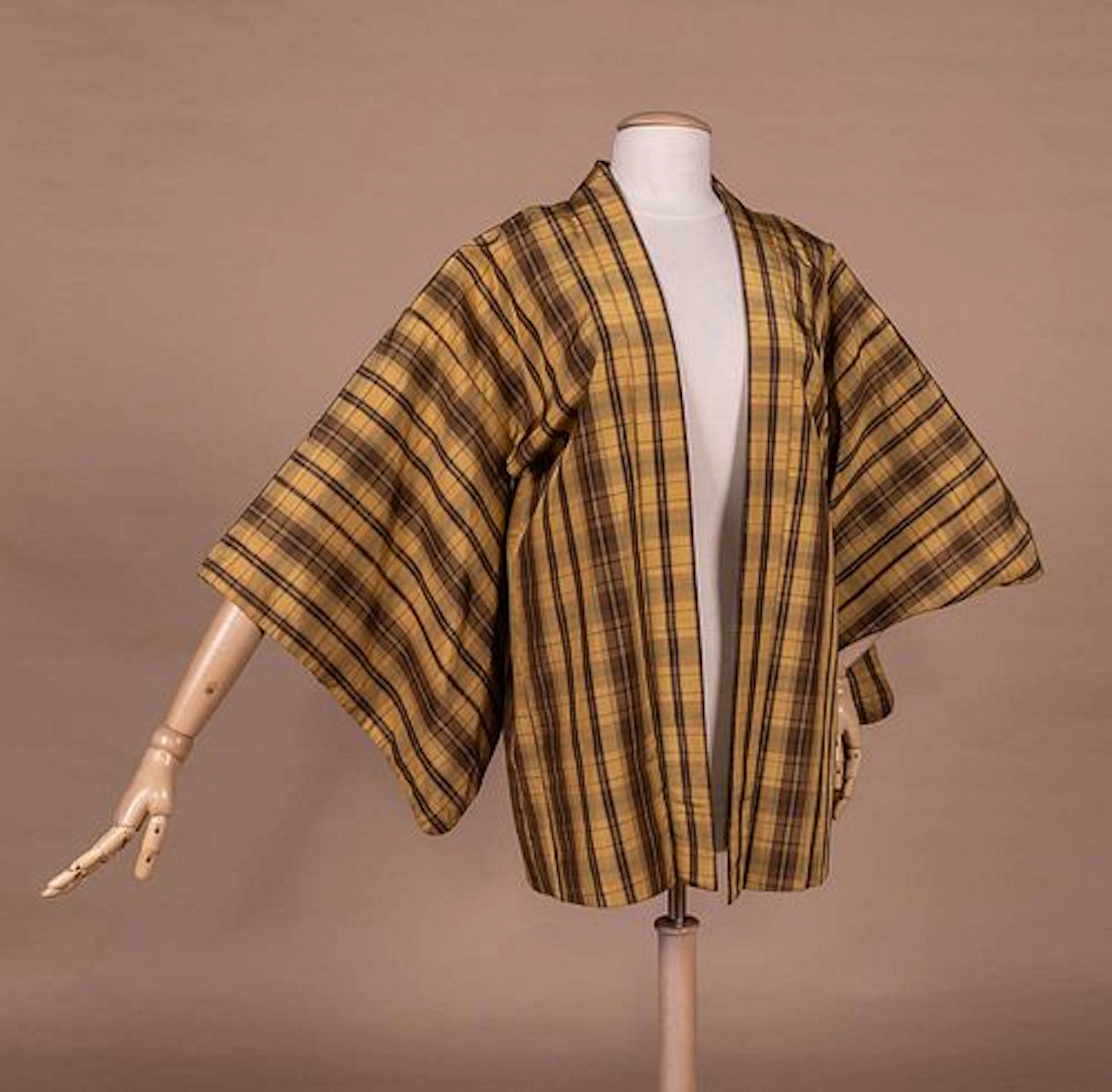 PRINTED PLAID HAORI, MID 20TH C