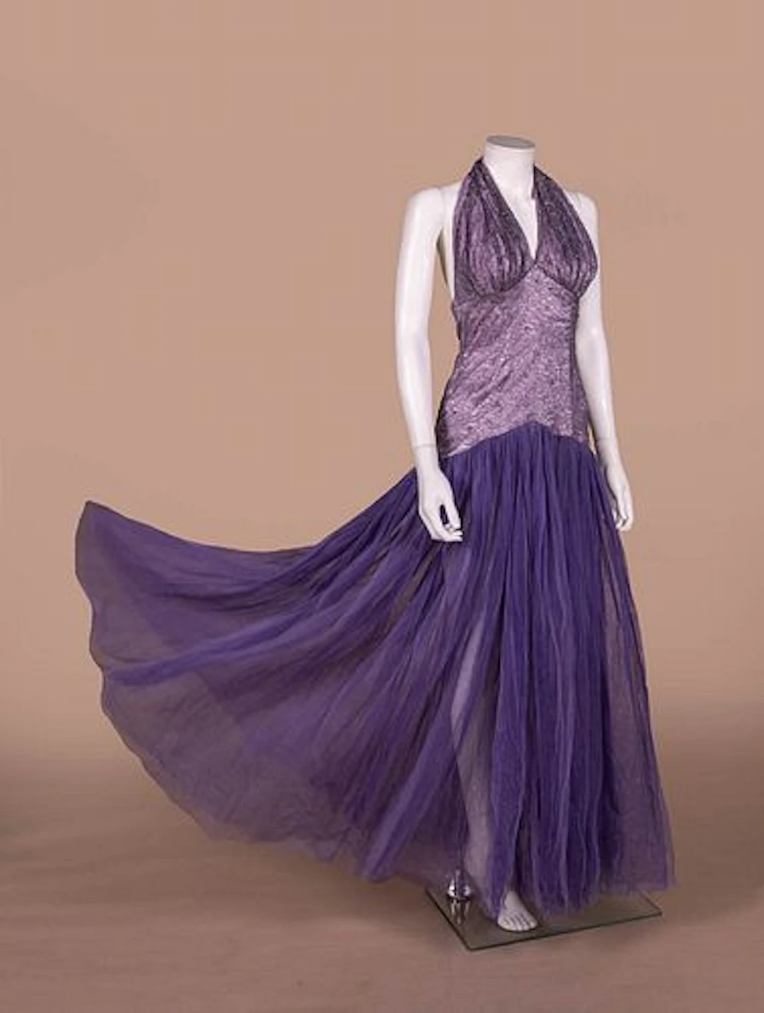 PURPLE LACE & TULLE HALTER NECK EVENING DRESS, 1950S