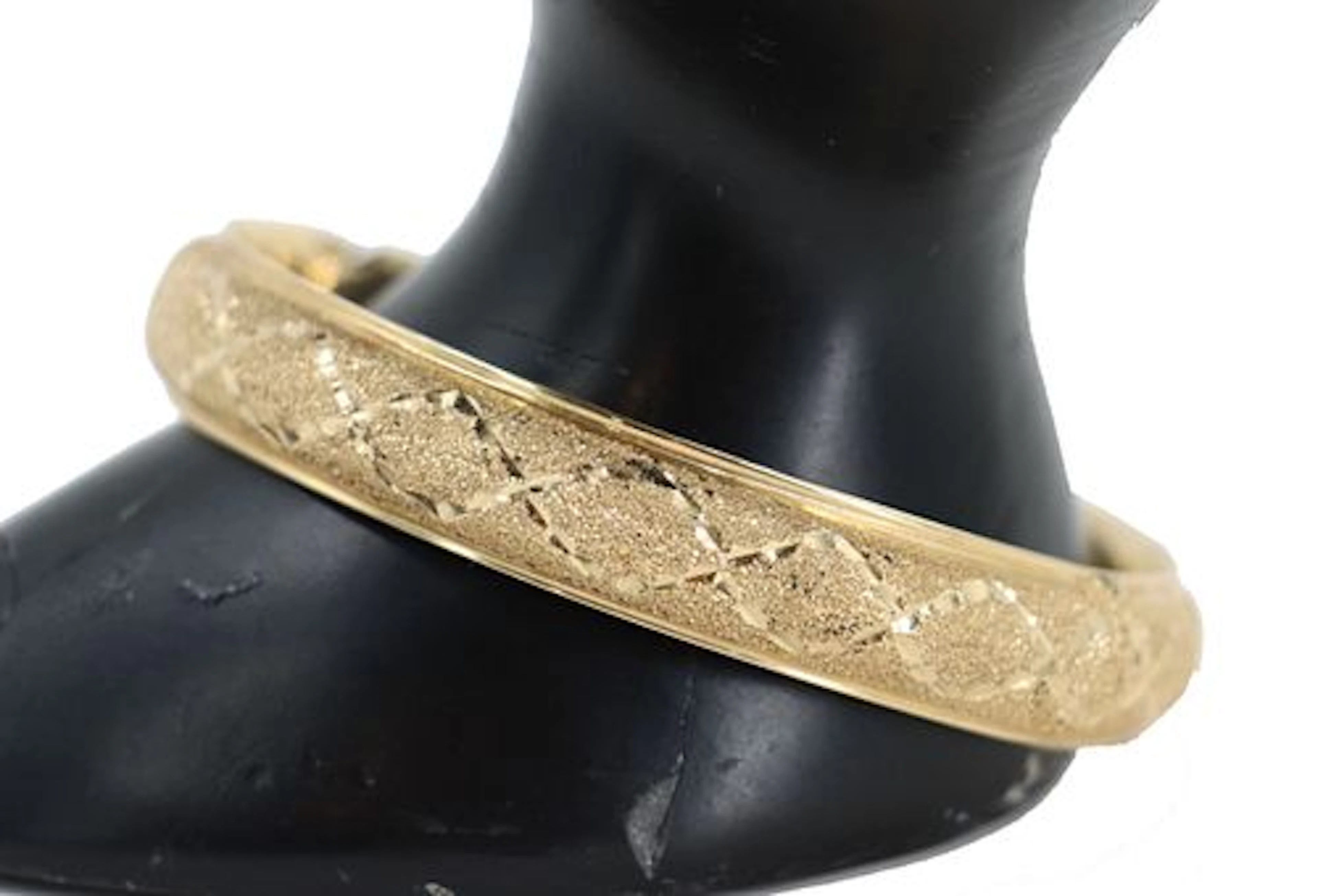 14k Gold Diamond Cut & Satin Finish Hinged Bangle Bracelet - 13.9 g.