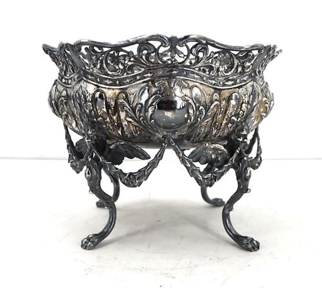 Antique Continental Sterling Silver Elevated Waste Bowl - 30.195 ozt.