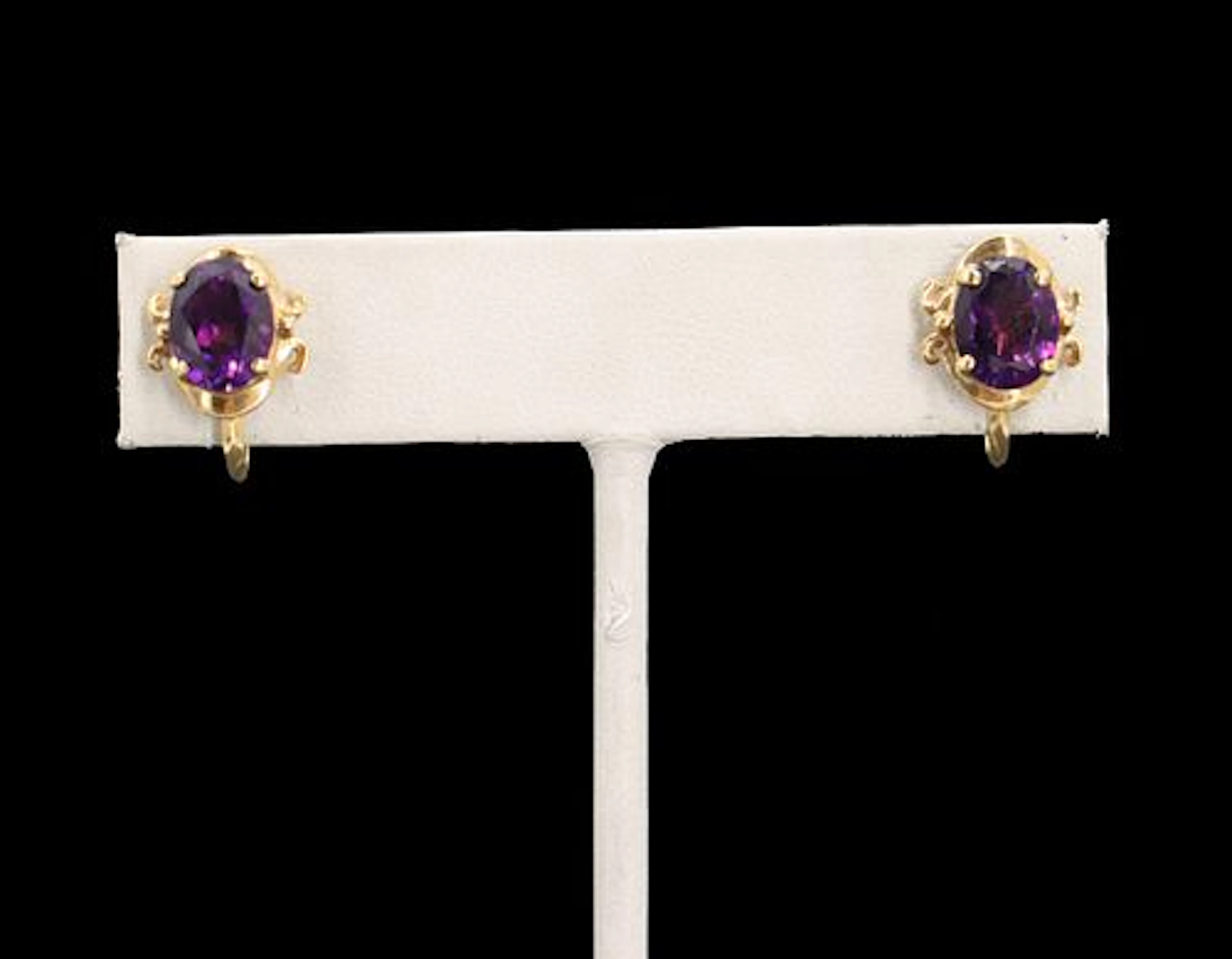 Pair of 14k Gold and Amethyst Screwback Earrings - Gross 3.3 g.