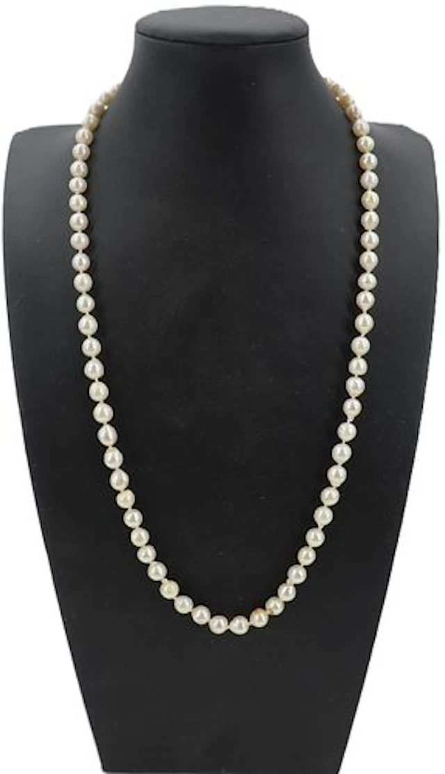 Single Strand Pearl Necklace With 14k Gold Clasp