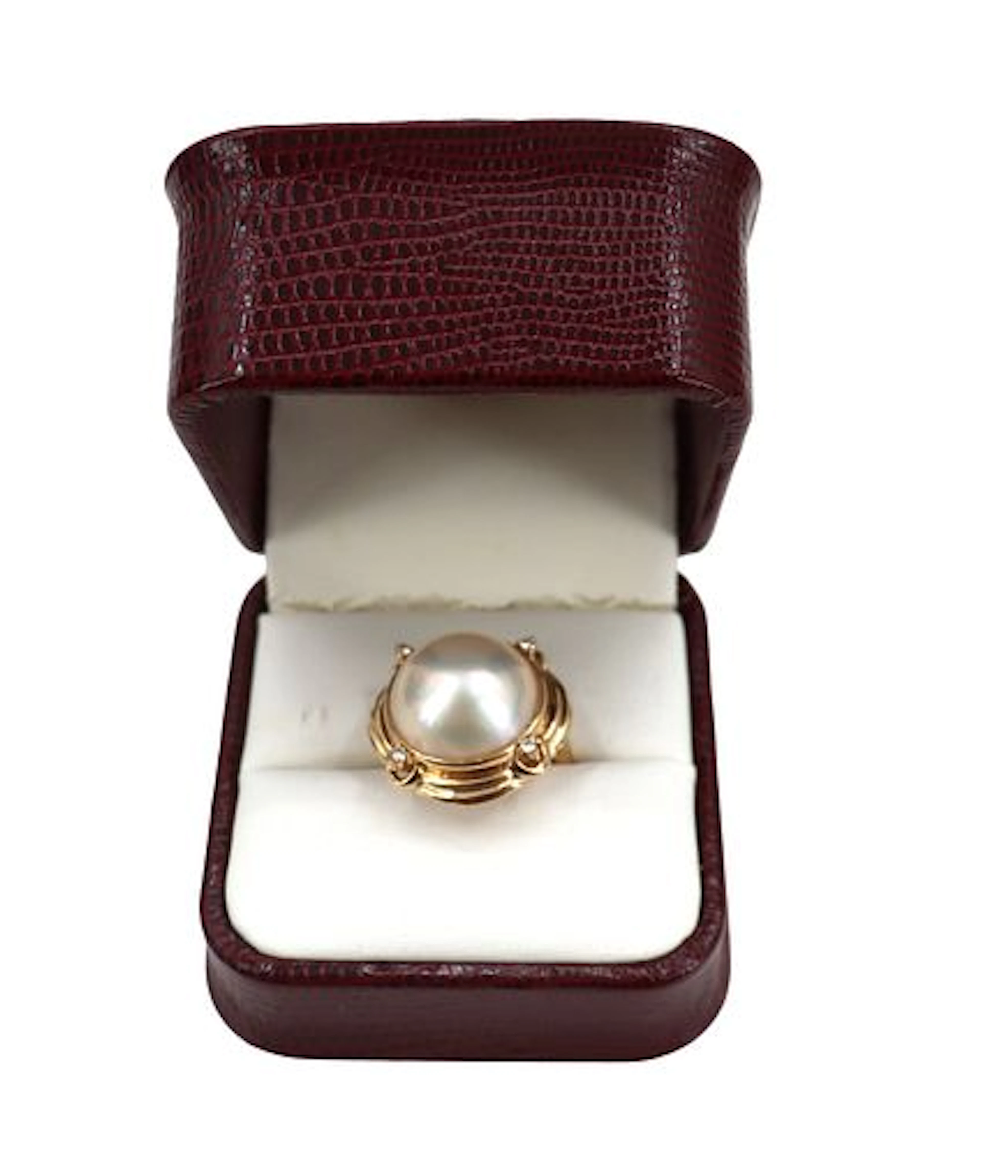 14k Gold and Mabe Pearl Ring - RS: 6.5 - Gross 7.6 g.