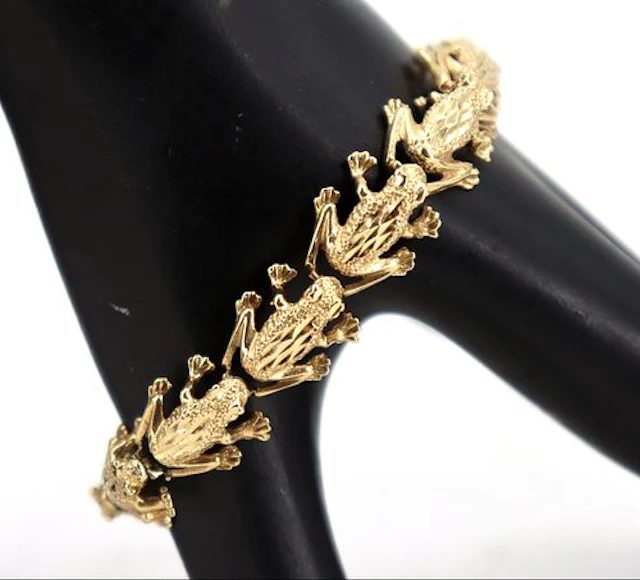 Marked 14k Gold Frog Form Bracelet - 16.9 g.