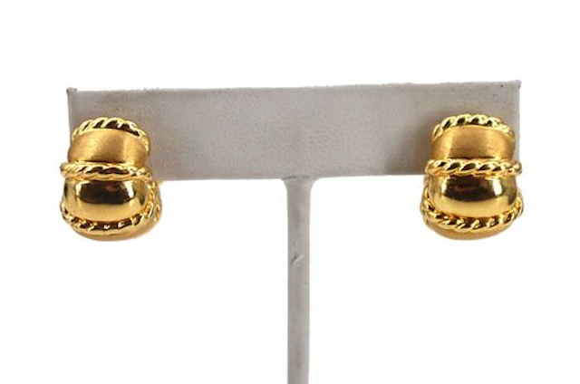 18k Yellow Gold Hoop Earrings - 5.6 g.
