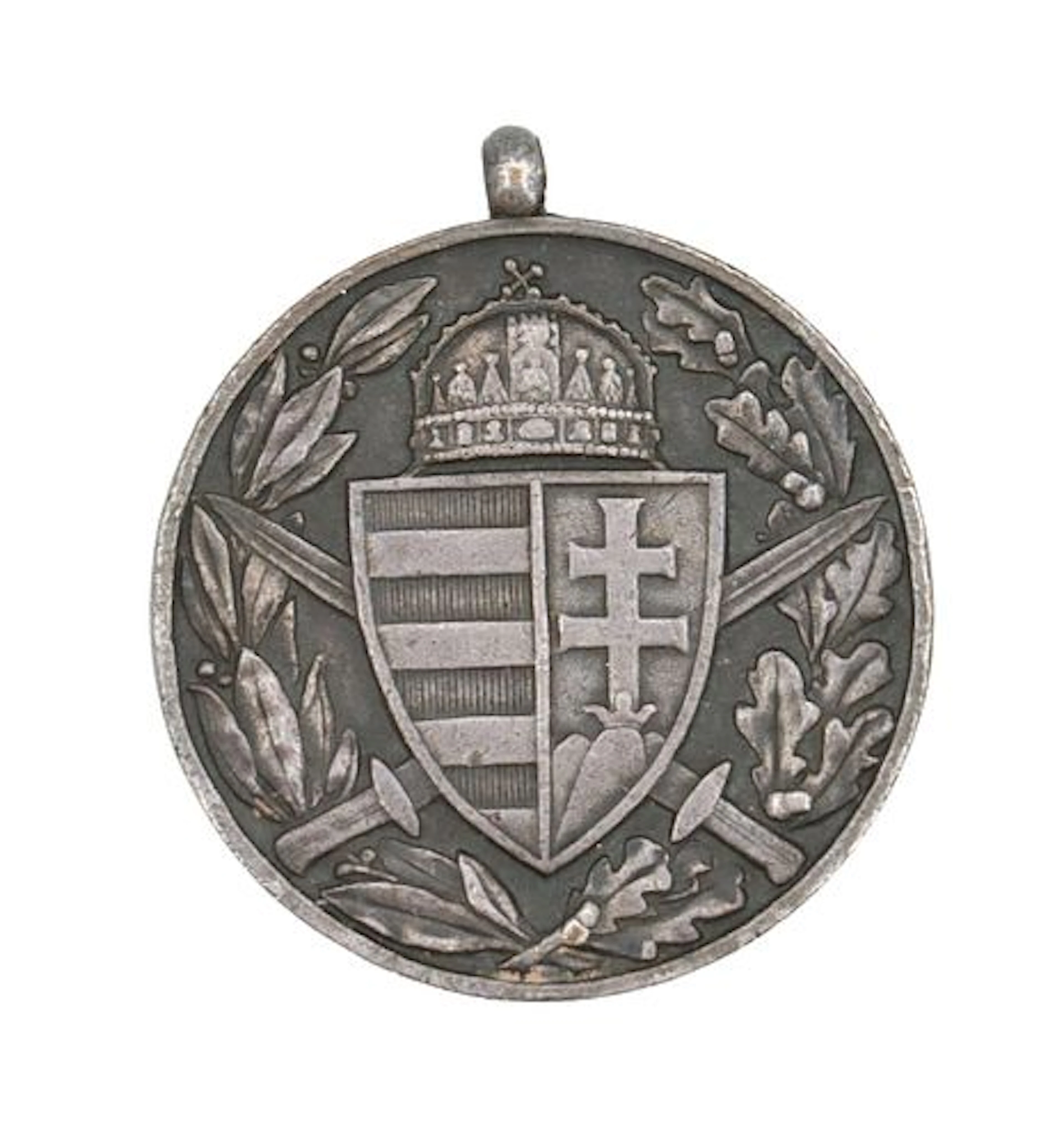 Kingdom of Hungary WWI Commemorative Medal with Swords (Combatant Version)