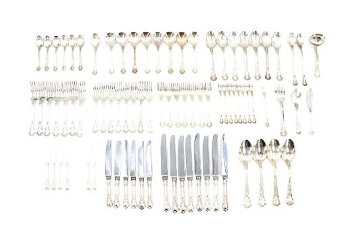 (85) Gorham Sterling Silver "Chantilly" Flatware Set - Approx. 94.400 ozt.