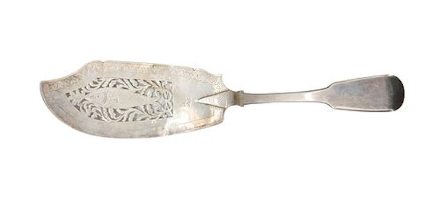 Antique English Sterling Silver Fish Serving Knife - 4.800 ozt.
