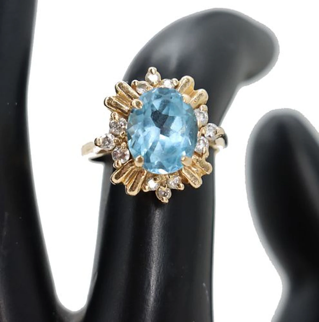 14k Gold, Diamond, and Blue Topaz Ring - RS: 6 - Gross 6 g.