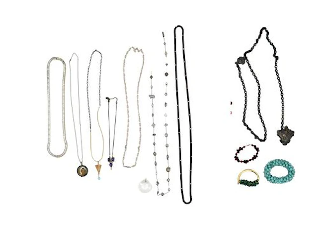 (16) Pieces of Costume Jewelry