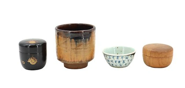 (4) Japanese Wood and Lacquer Chawan Cups and Natsume Tea Caddy