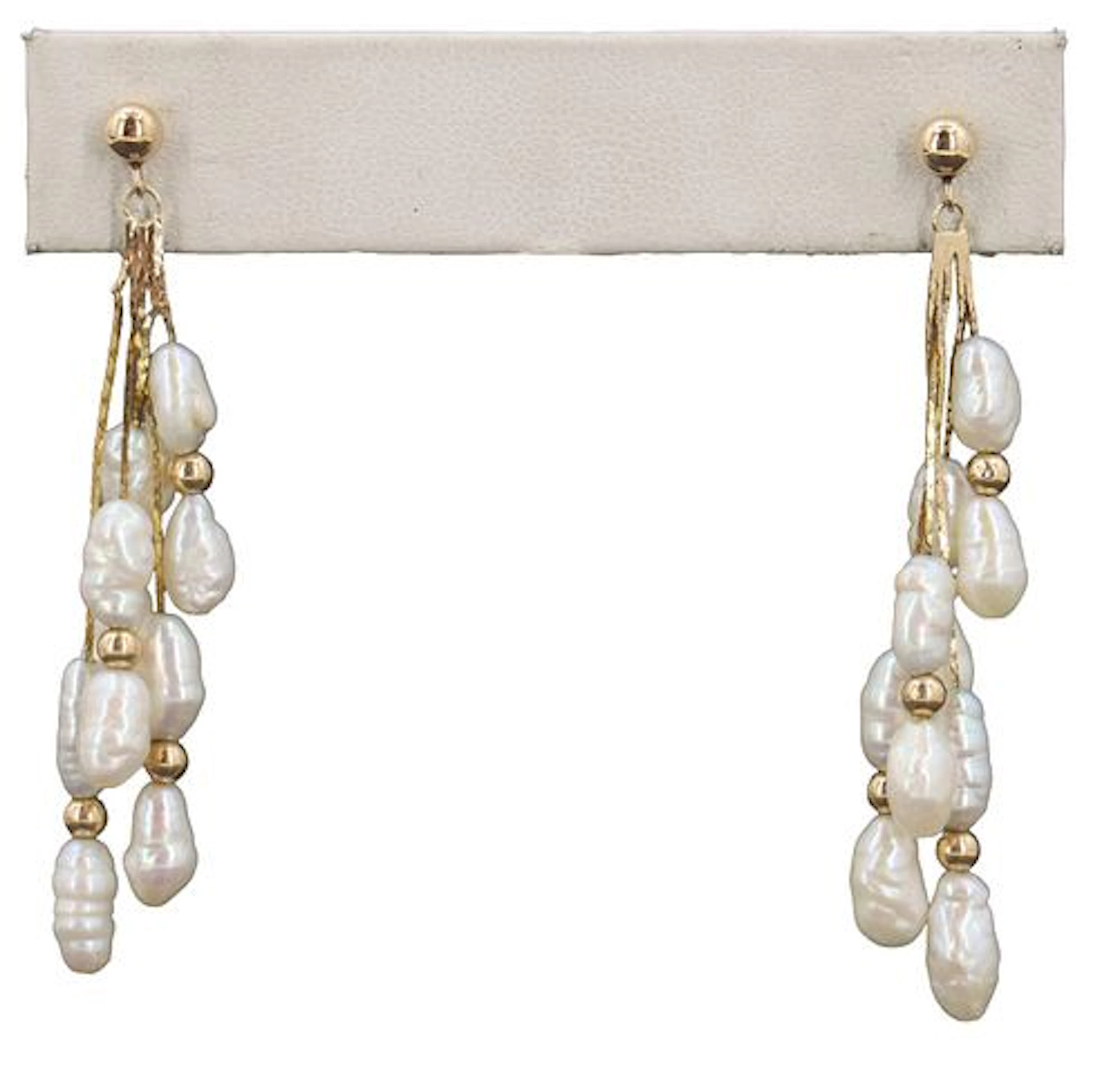 Pair of 14k Gold and Freshwater Pearl Dangle Earrings -Gross 5.1 g.