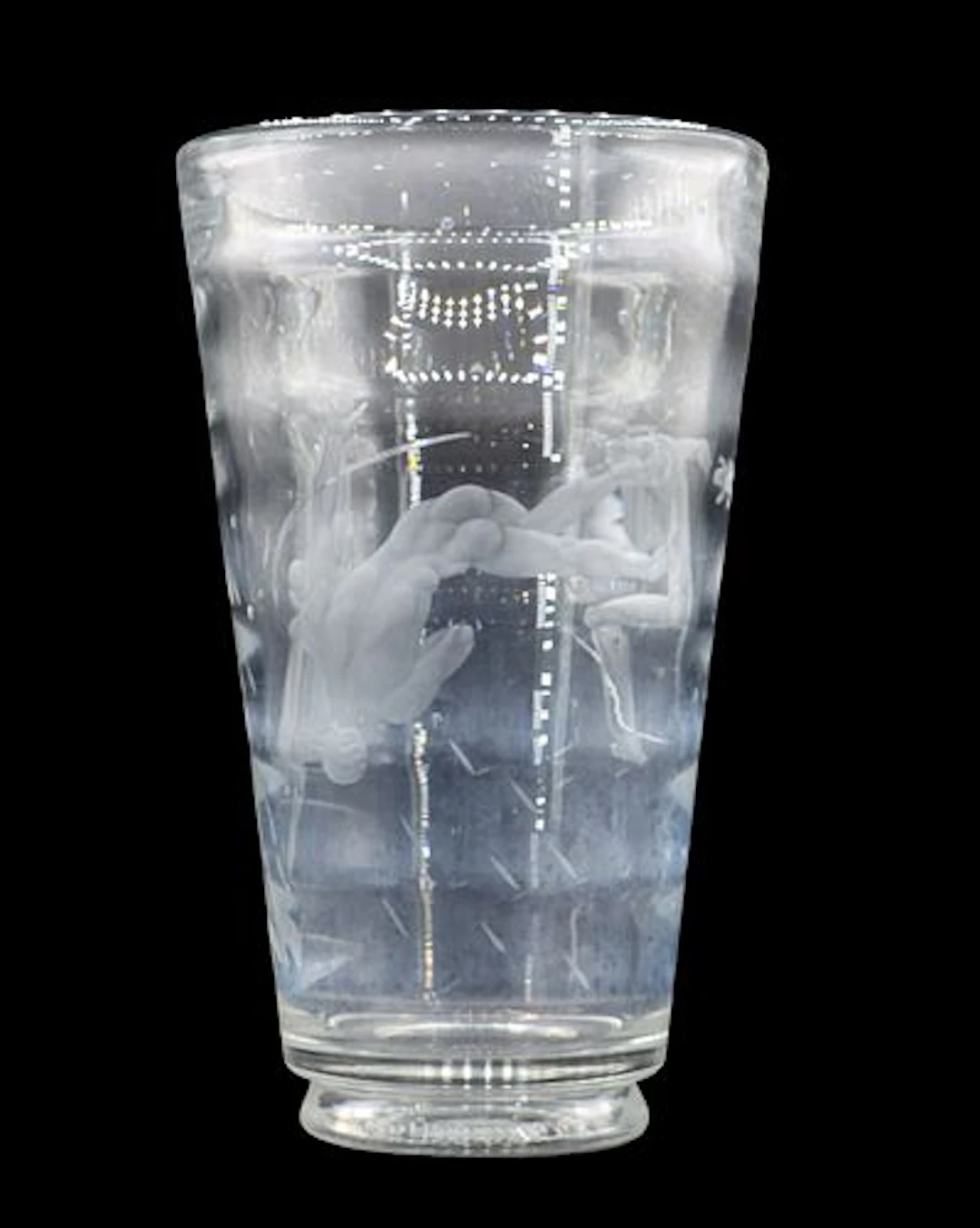 Vicke Lindstrand (1904-1983) Swedish, "Parlfiskare" Etched Glass Vase