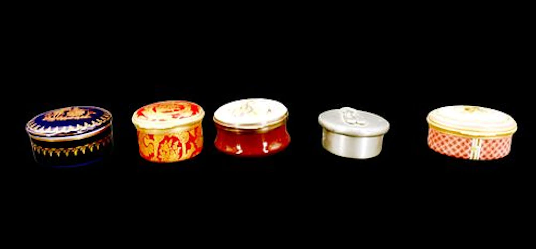 (5) English and French Porcelain and Metal Miniature Decorative Boxes