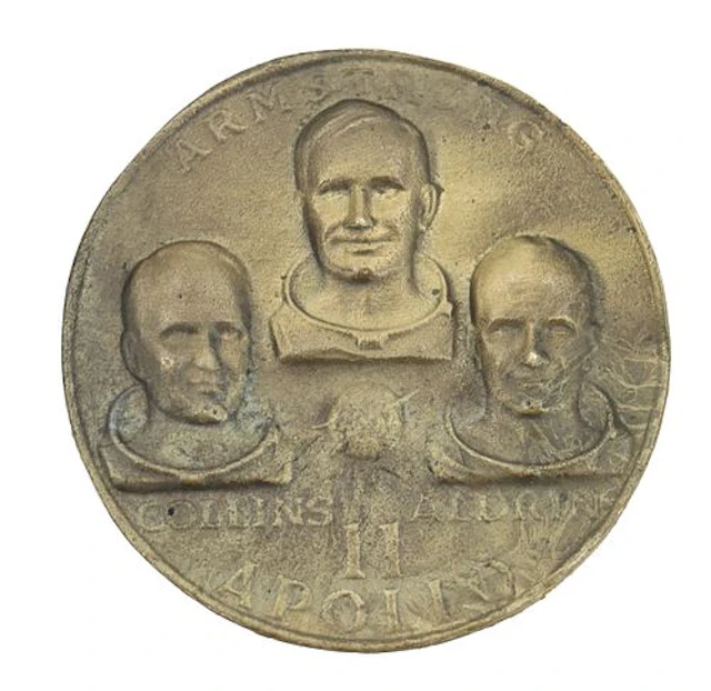 1969 Apollo 11 Commemorative Bronze Medallion