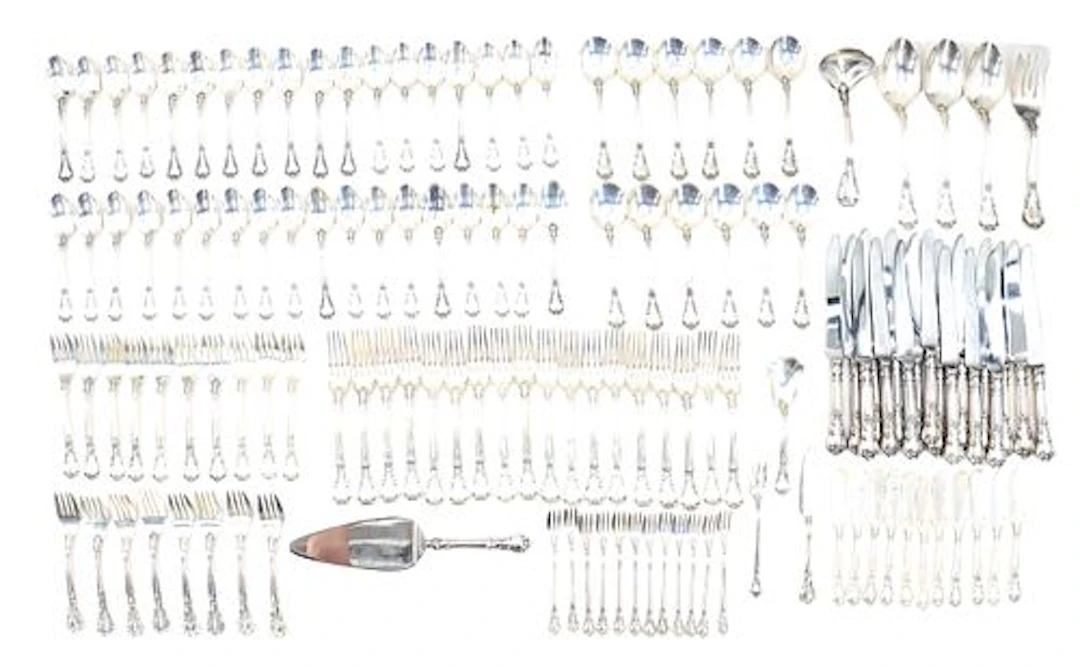 (133) Gorham Sterling Silver "Chantilly" Flatware - 125.205 ozt.