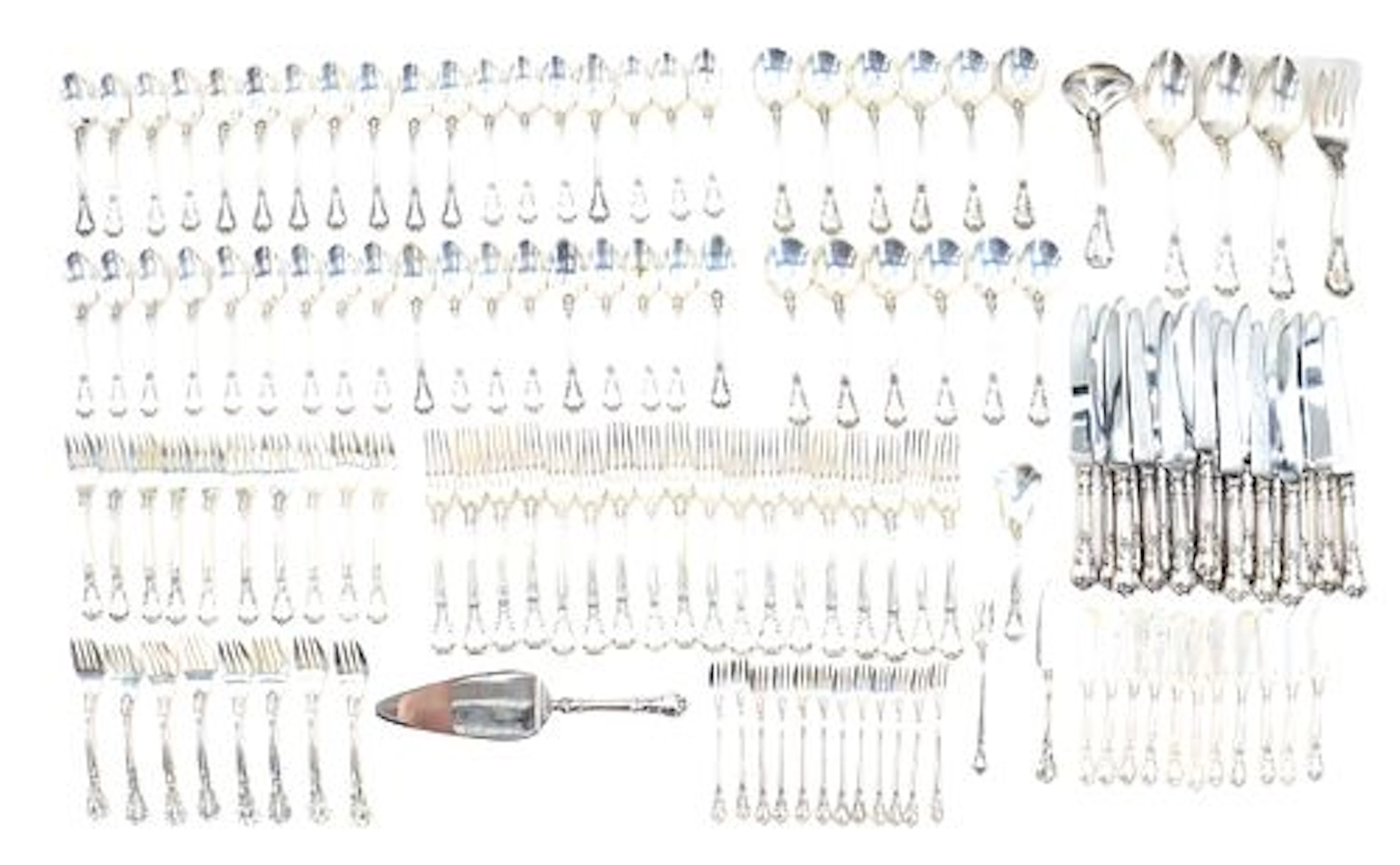 (133) Gorham Sterling Silver "Chantilly" Flatware - 125.205 ozt.