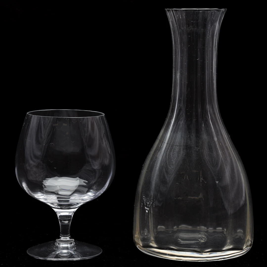 GUNNAR CYRÉN. Cognacsglas samt karaff, 9 delar, "Optica Symphony", Orrefors.