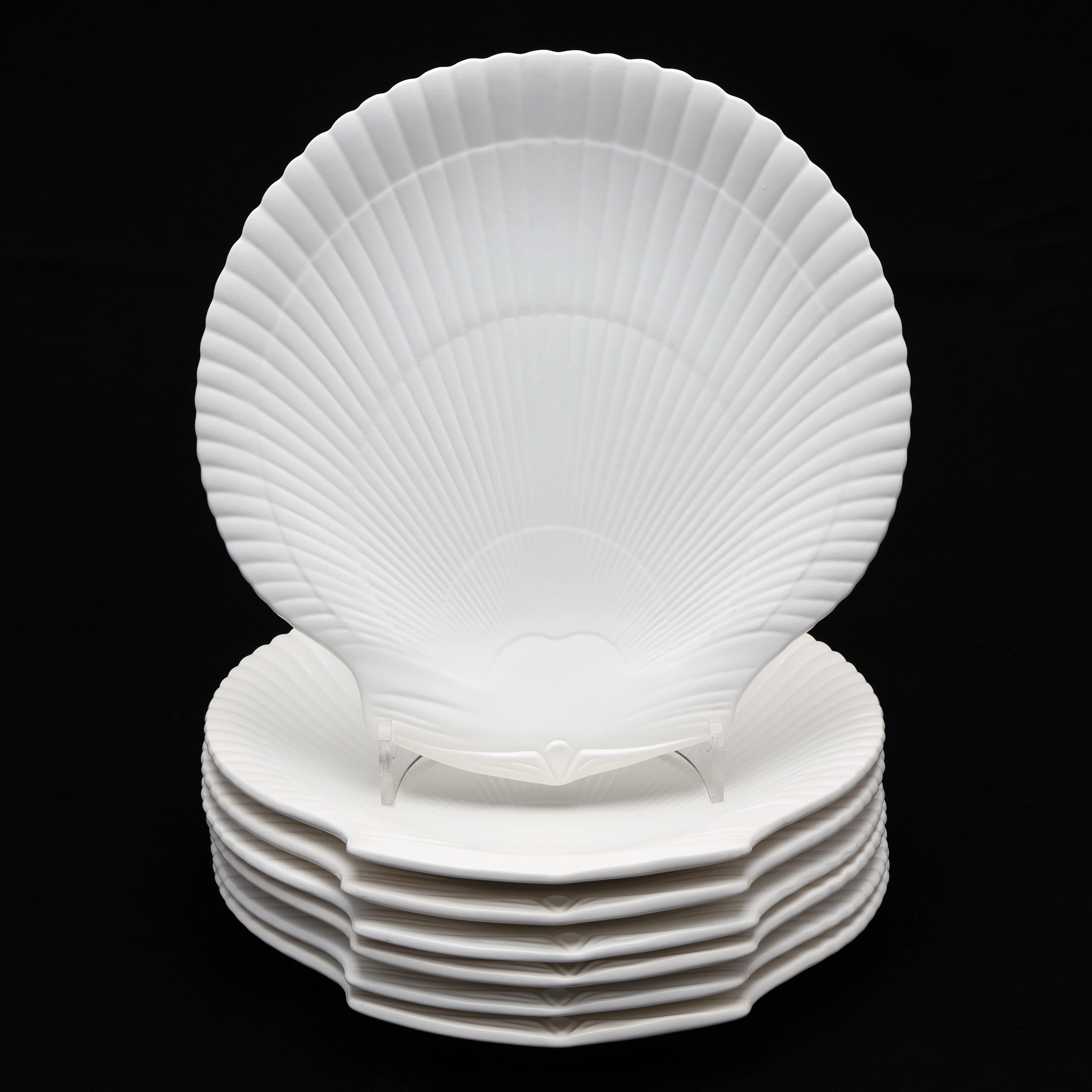 TALLRIKAR, 7 delar, porslin, "Nautilus, Wedgwood, England.