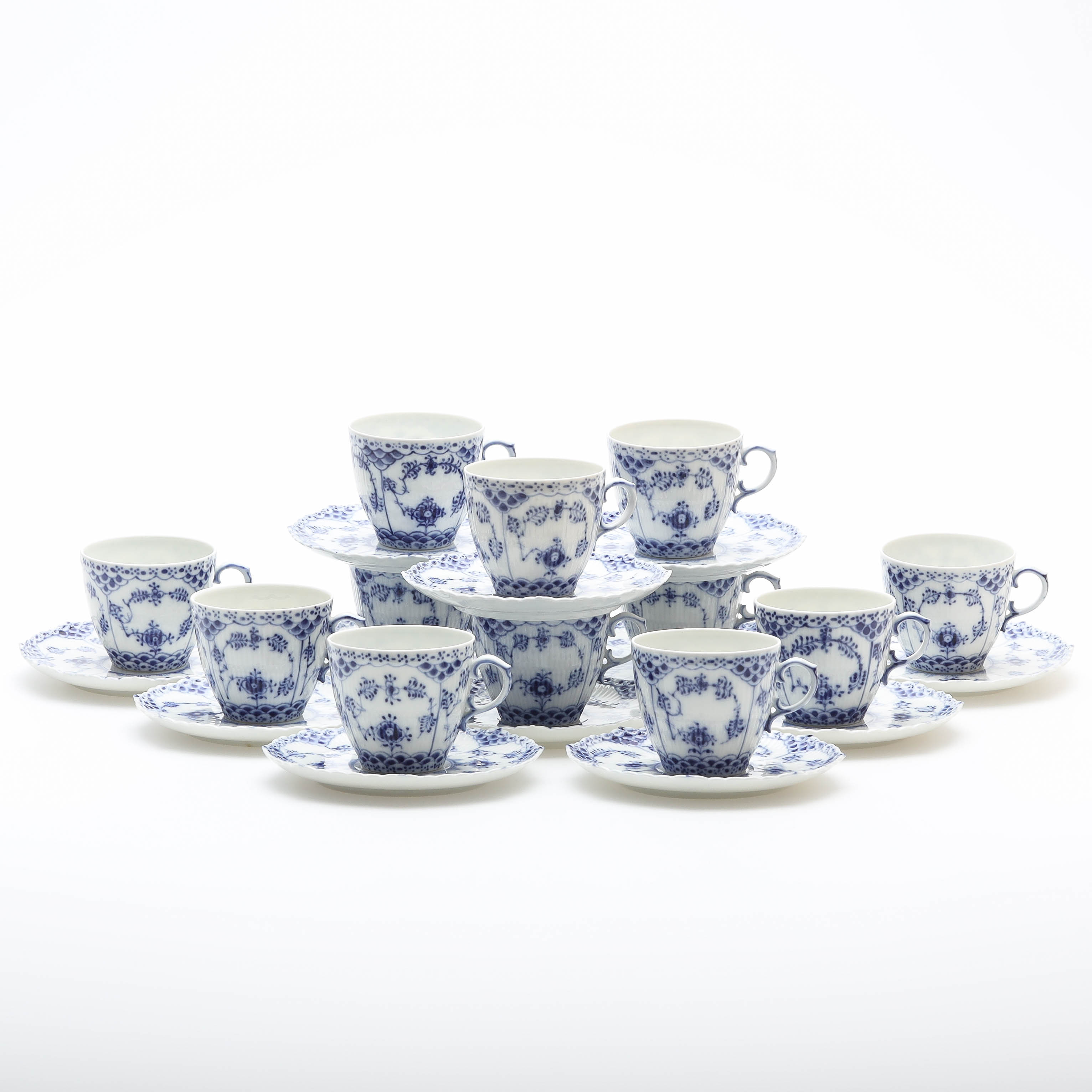 KAFFESERVIS, 24 delar, porslin, "Musselmalet helblond", modell 1035