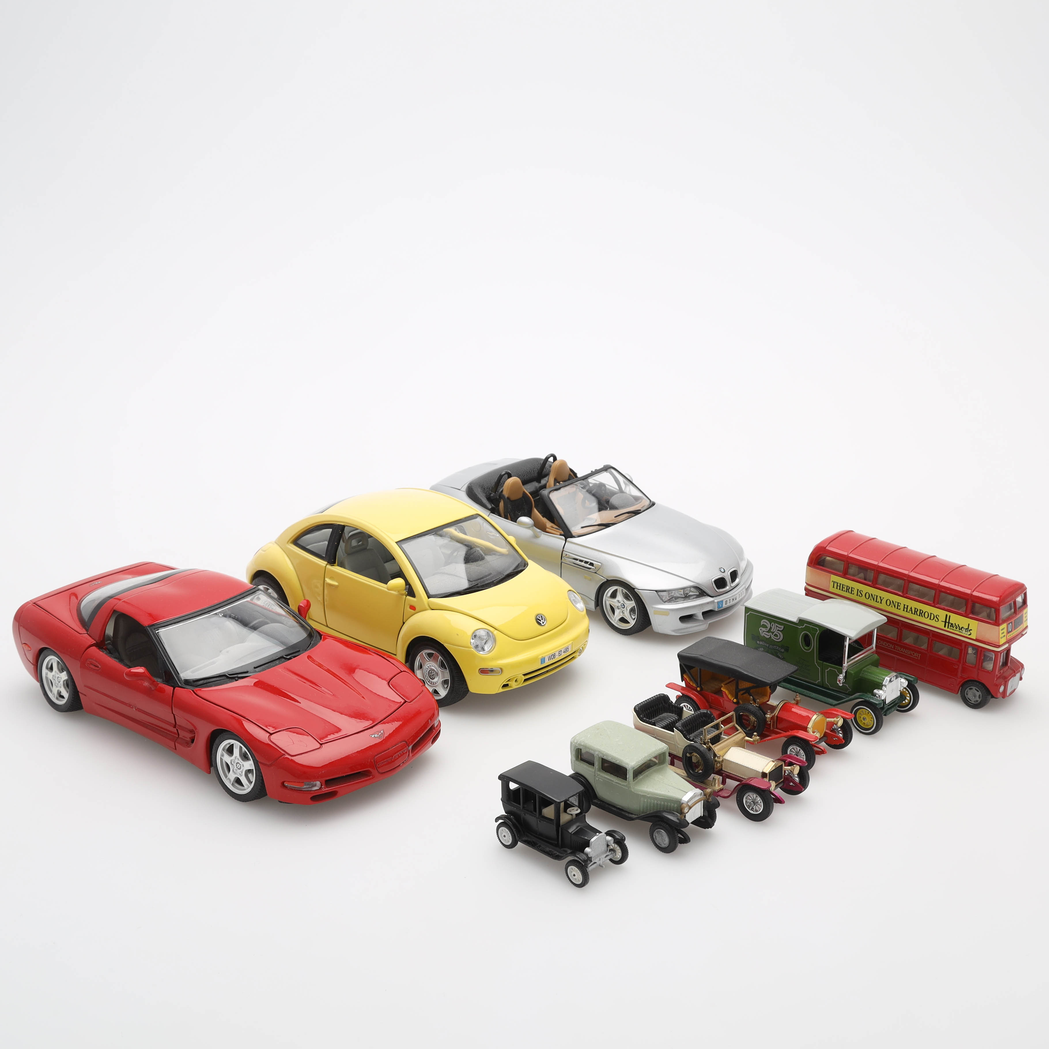 SAMLING MODELLBILAR, 9 delar, BMW z3, Volswagen New Beetle, Corvette