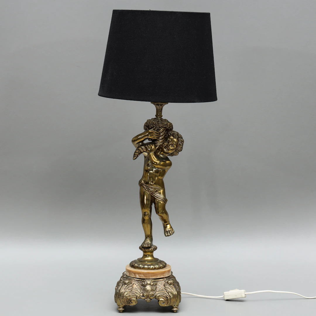 BORDSLAMPA, metall och alabaster, putti, Spanien, 1900-tal.