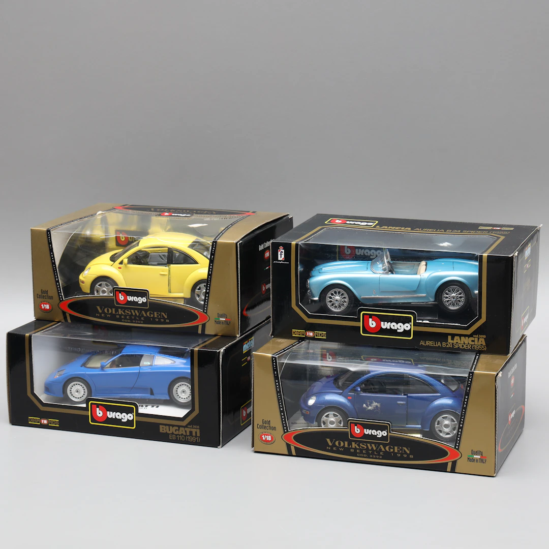 MODELLBILAR, 4 st, Volswagen Beetle gul/blåmetallic 1998, Lancia Aurelia