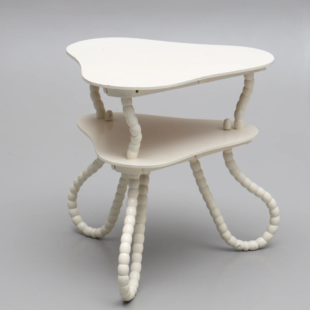 SIDOBORD, vitmålat, 1900-tal.