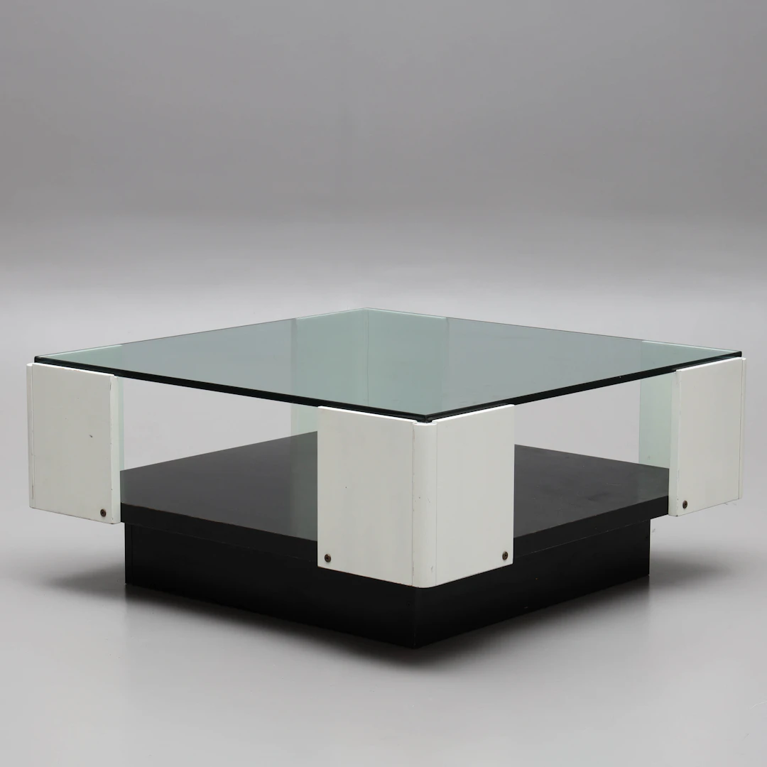 THOMAS JELINEK. soffbord, "Gasell", mörkbetsad askfanér, IKEA, 1970-tal.