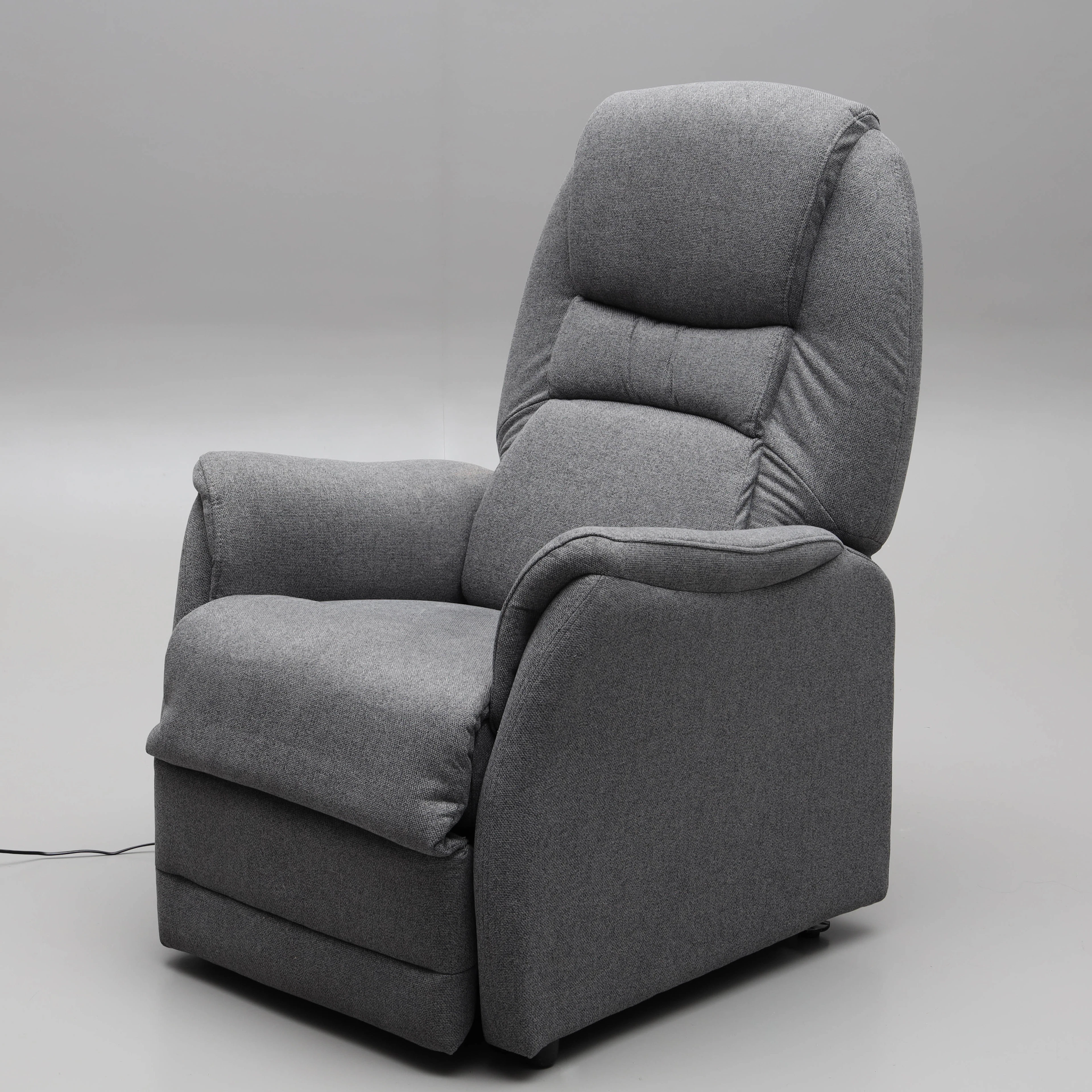 RECLINERFÅTÖLJ, med lyfthjälp, modell "Elof", Mio, samtida.