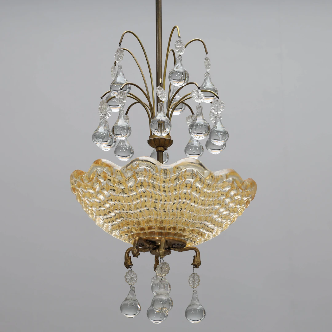 TAKLAMPA, formpressat glas, prismor i glas, möjligen Orrefors, 1940/50-tal.