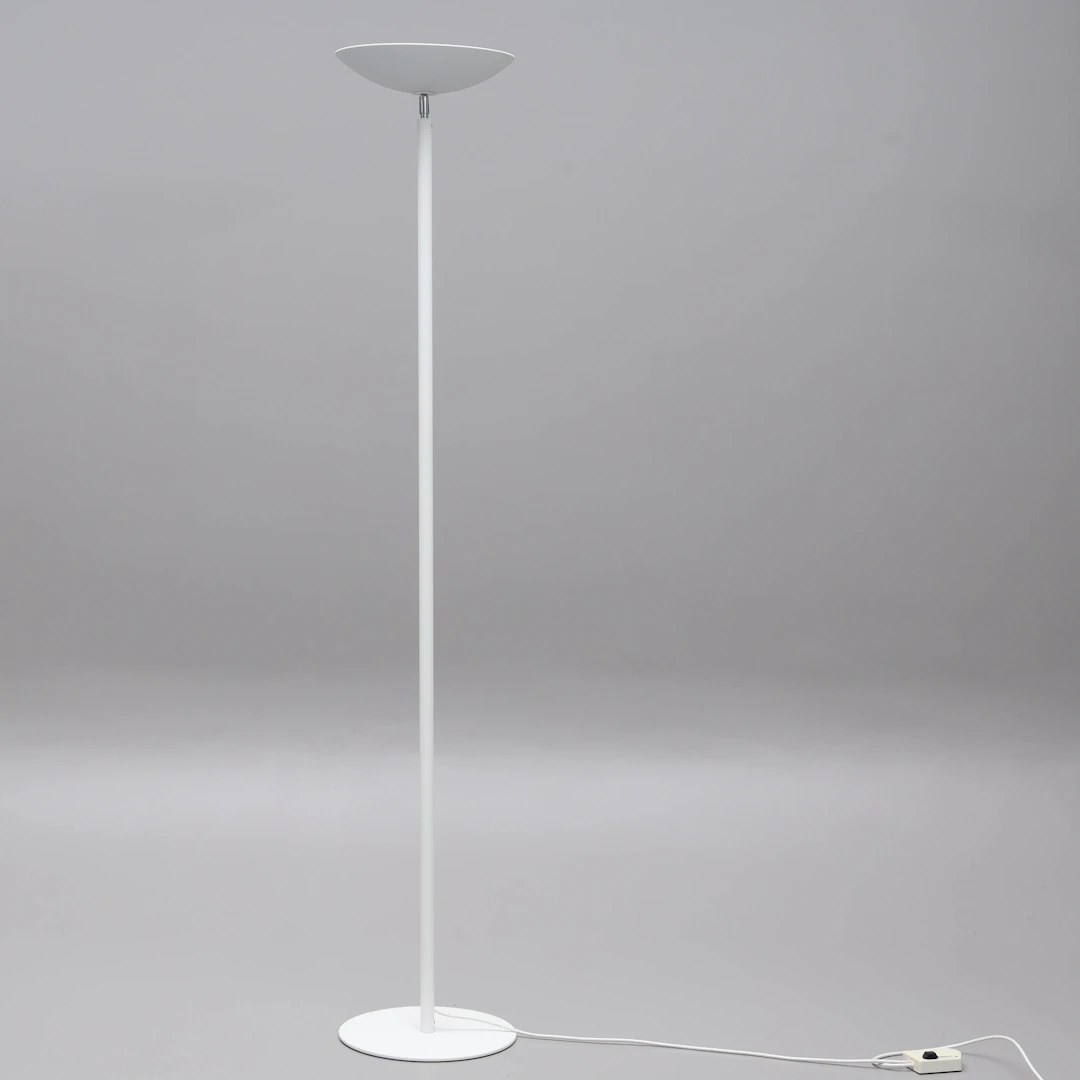 GOLVLAMPA, lackad metall, Relco Milano, Italien.