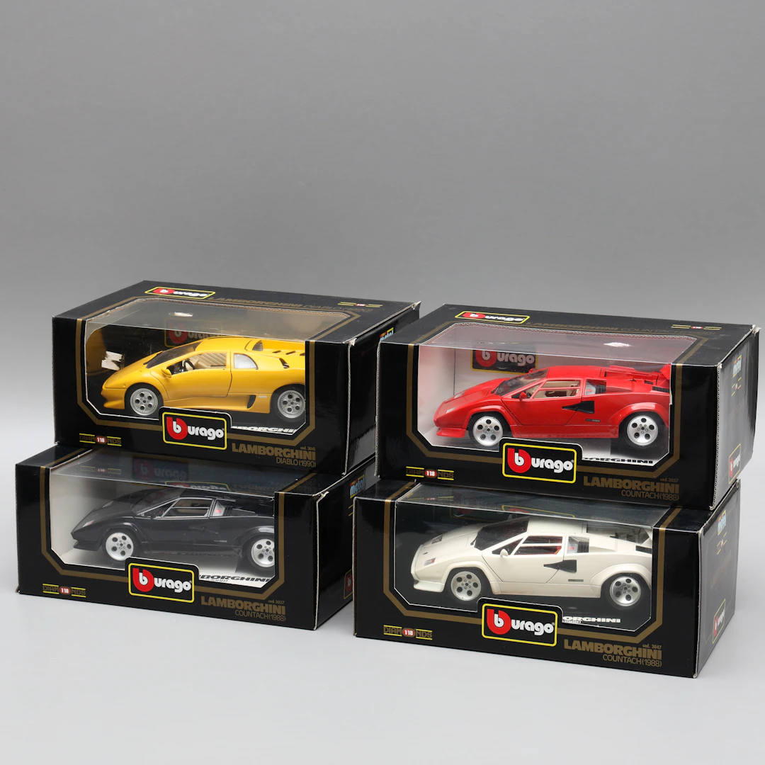 MODELLBILAR, 4 st, 3 st Lamborghini Countach 1988, Lamborghini Diablo