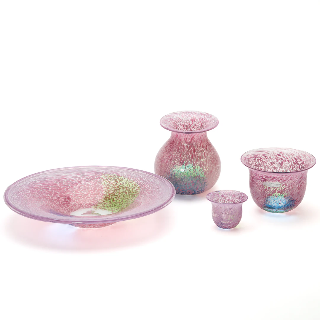 ULRICA HYDMAN-VALLIEN. Fat, vas samt skålar, 4 delar, konstglas, Artist