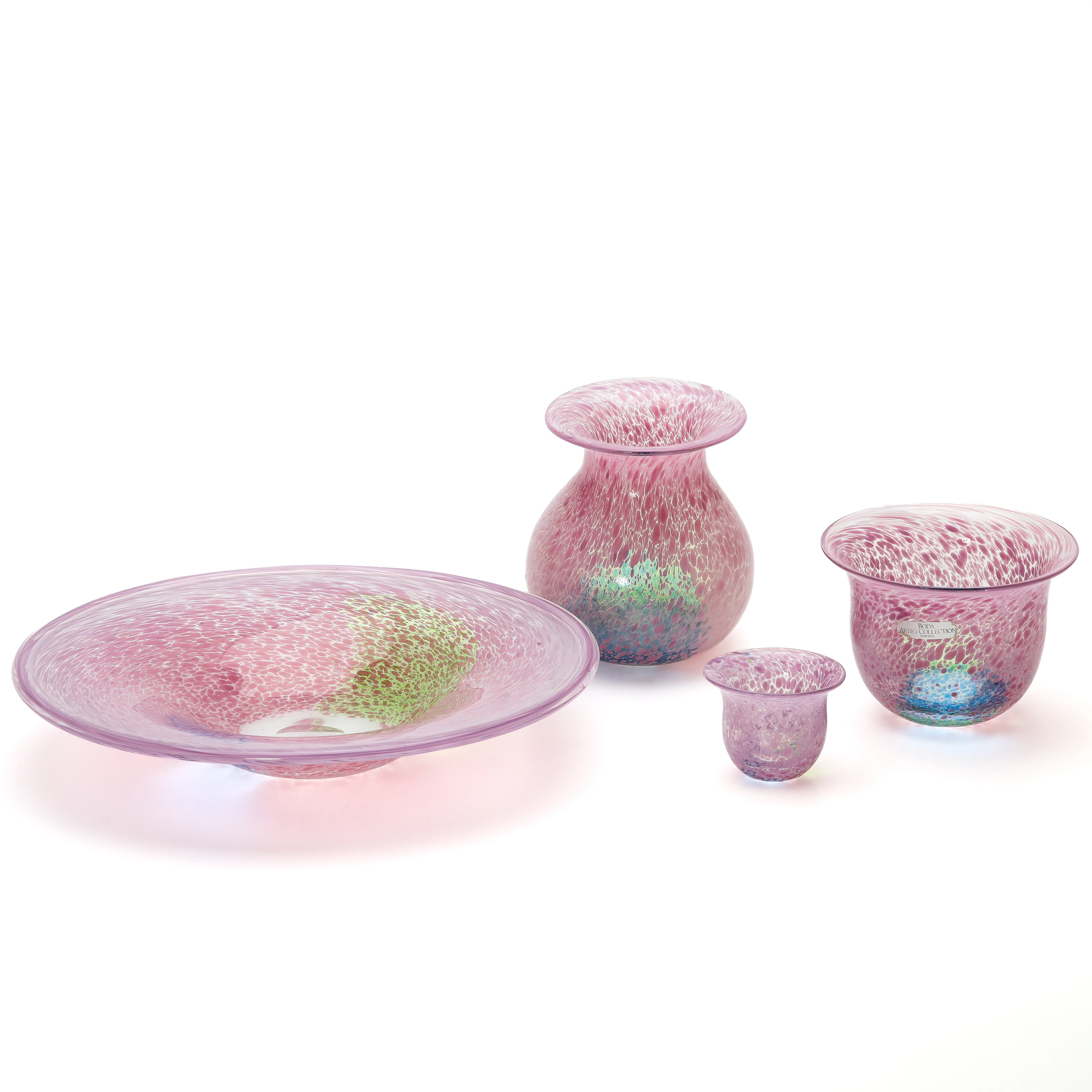 ULRICA HYDMAN-VALLIEN. Fat, vas samt skålar, 4 delar, konstglas, Artist