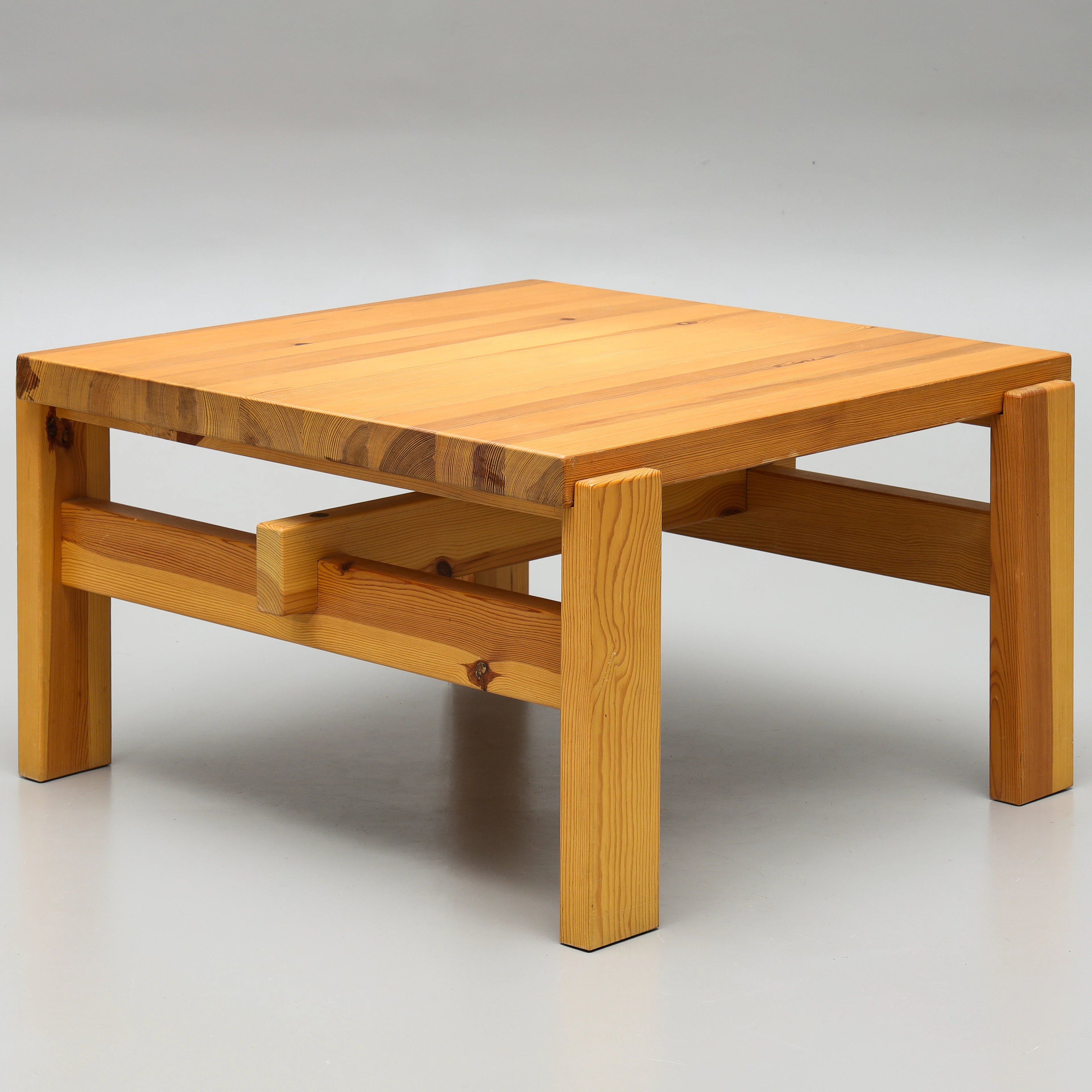 SOFFBORD, furu, 1970-tal.