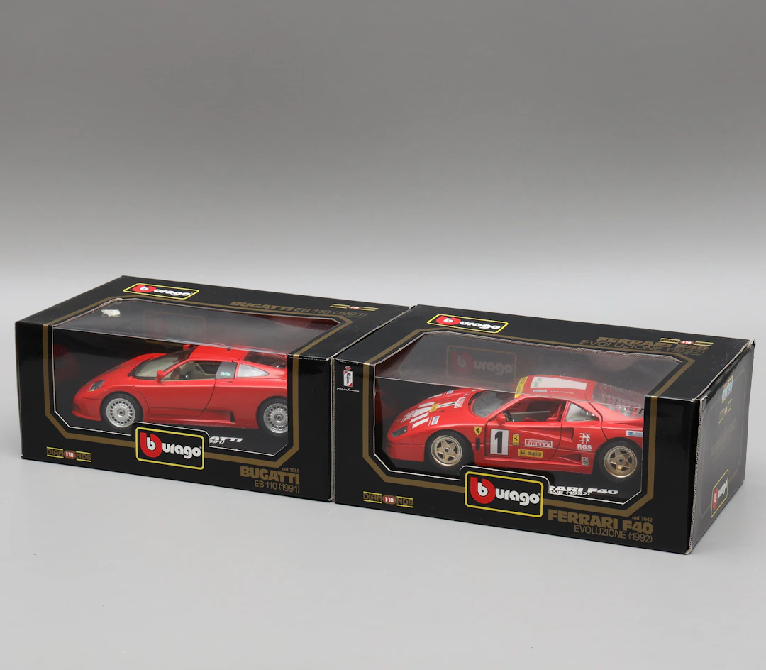 MODELLBILAR, 2 st, Ferrari f40 Evoluzione 1992, Bugatti EB 110 1991