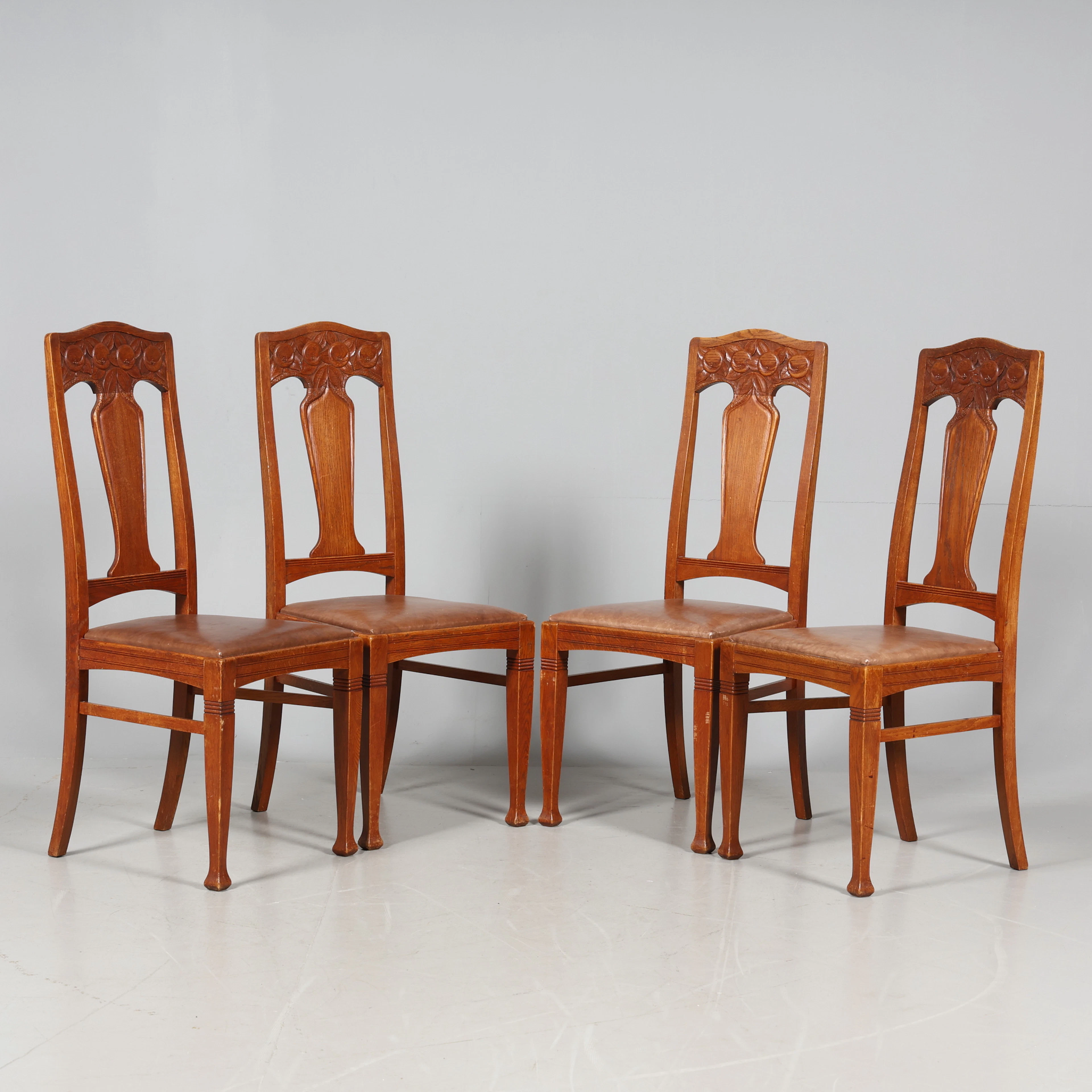 STOLAR, 4 stycken, Jugend, "Äpplet", 1800/1900-tal.