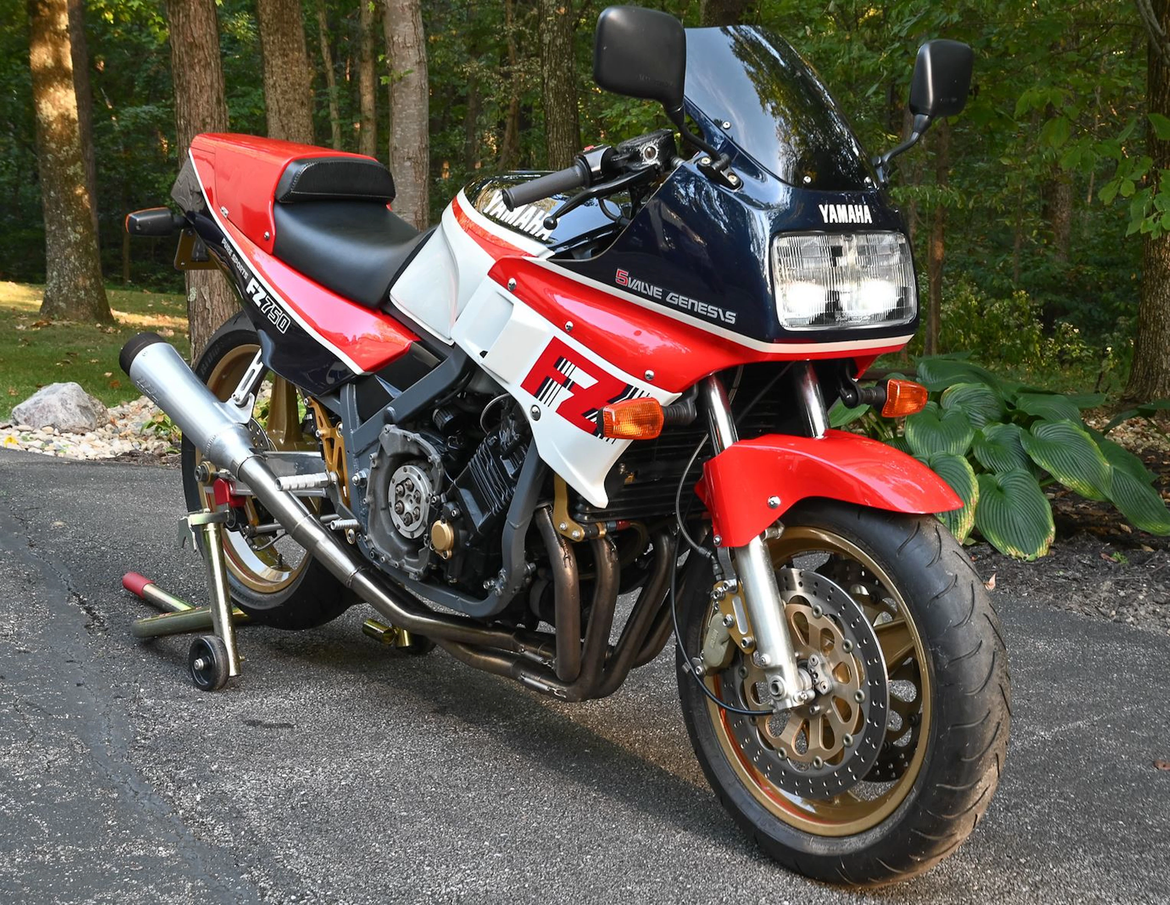 1986 Yamaha FZ750